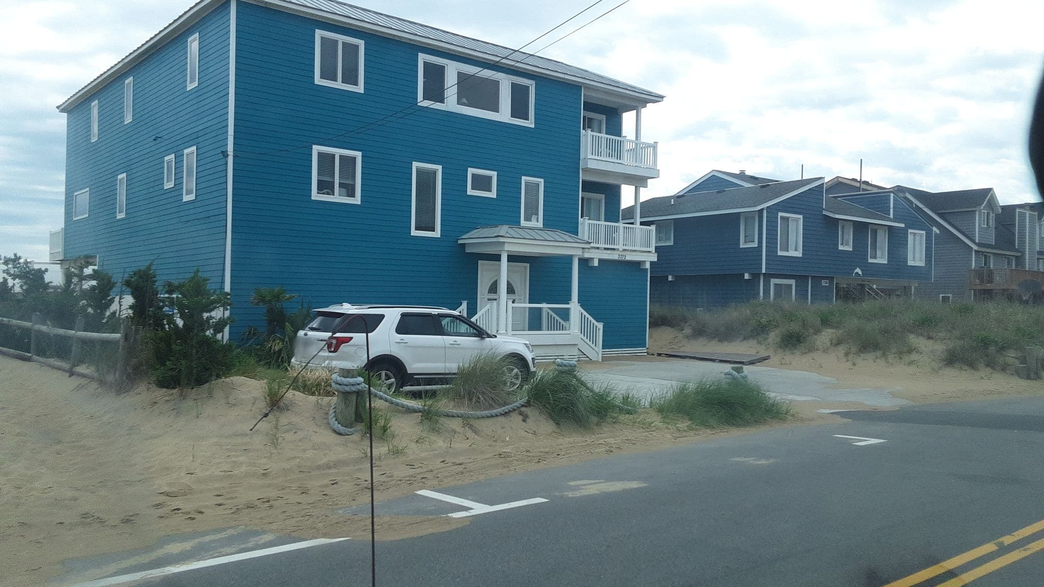 Street view near Echo Base, Virginia Beach — © jbthemilker (CC BY-SA · Mapillary)