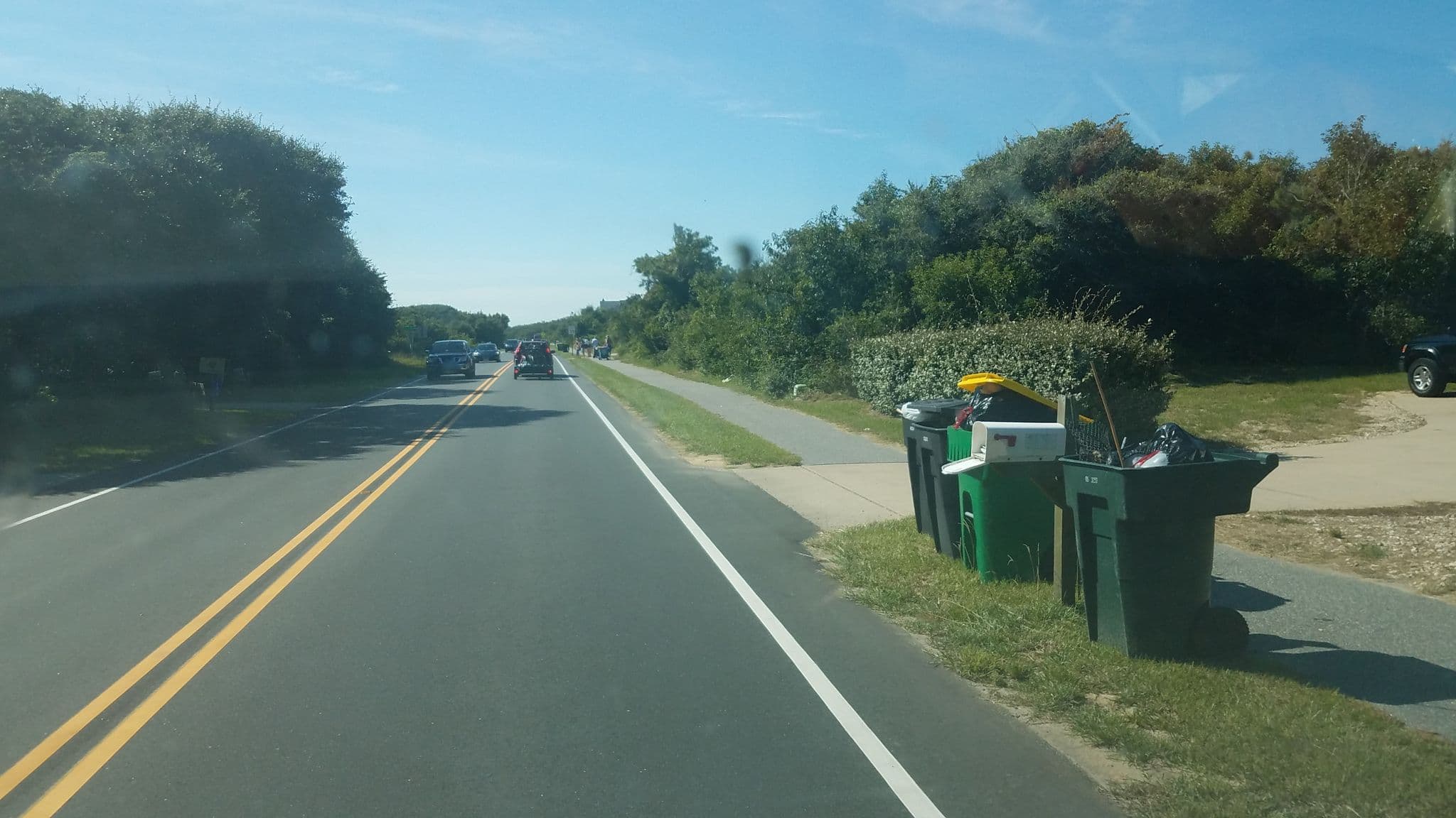 Street view near Queen Beech, Southern Shores — © jbthemilker (CC BY-SA · Mapillary)