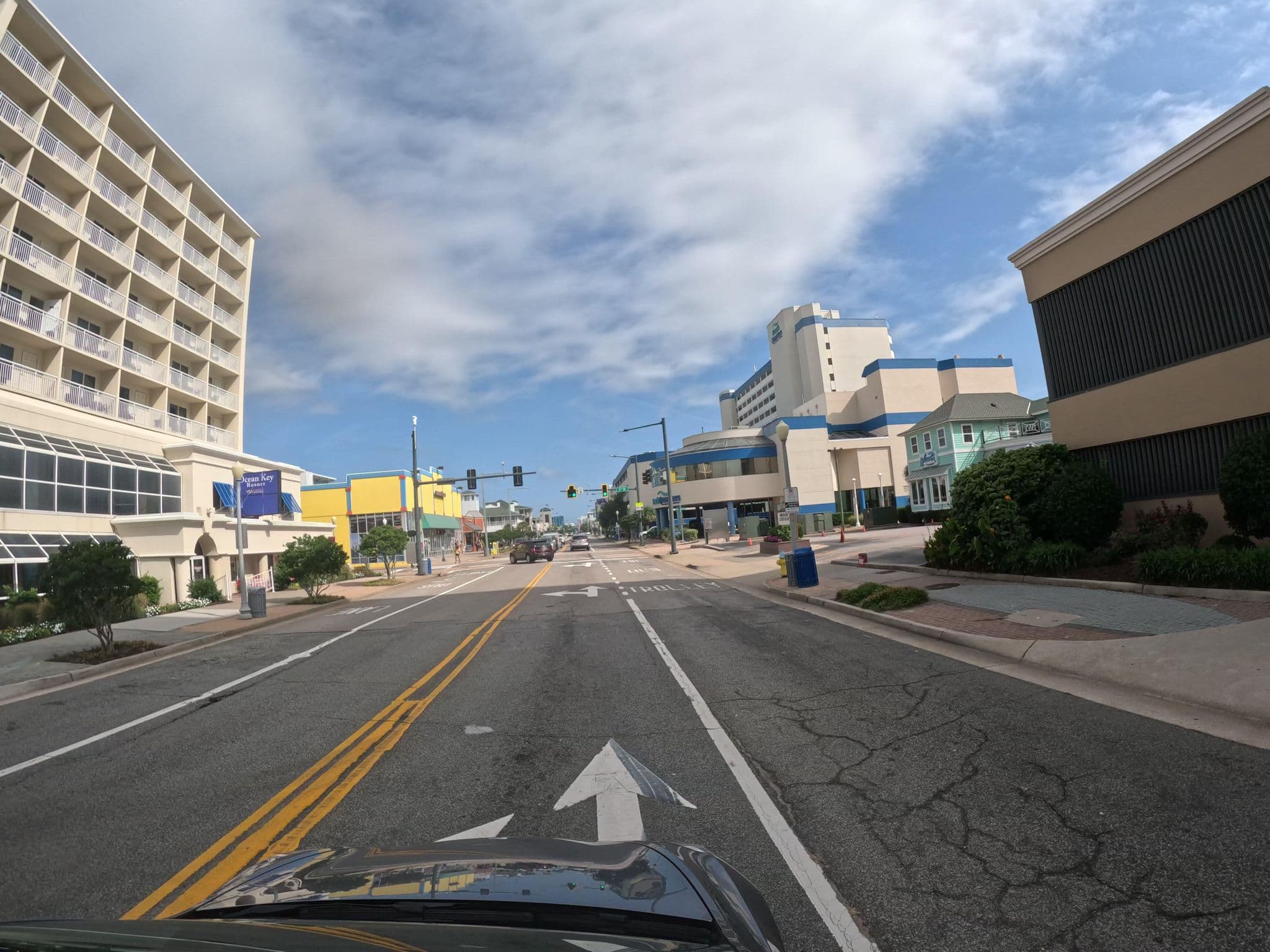 Street view near Ocean Key Resort, Virginia Beach — © vorpalblade (CC BY-SA · Mapillary)