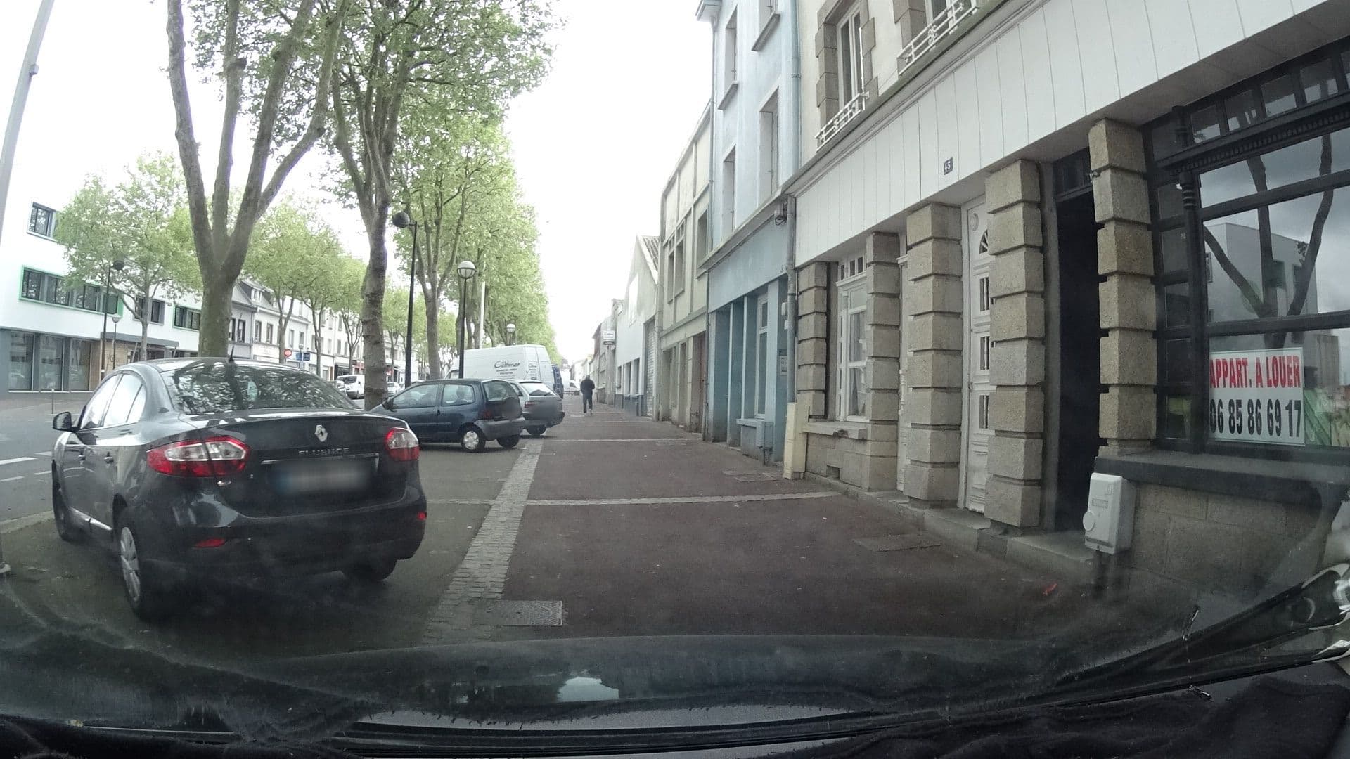 Street view near Le Keroman, Lorient — © ljbouere (CC BY-SA · Mapillary)