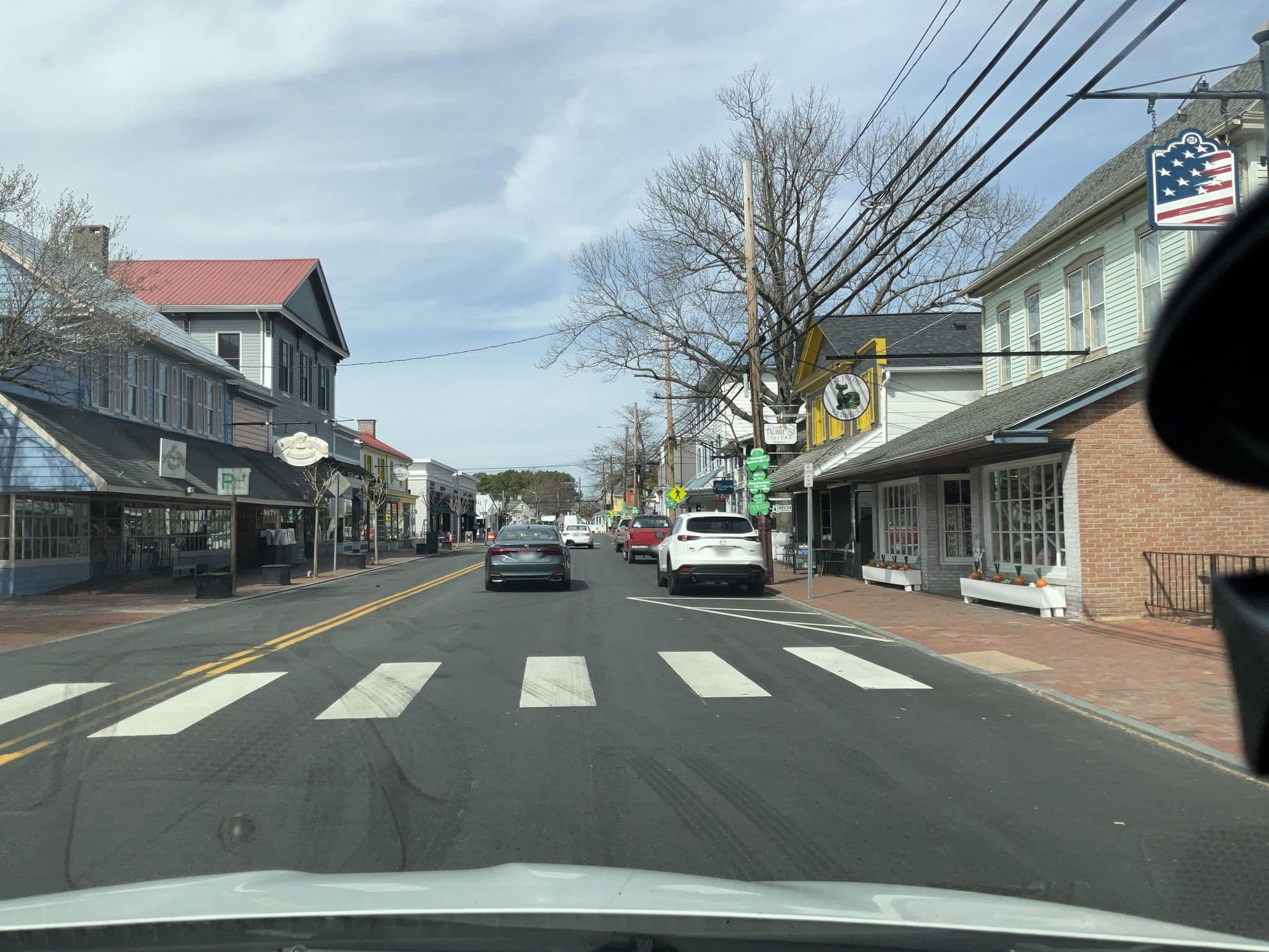 Street view near Holiday Inn, Grasonville — © davidsommer (CC BY-SA · Mapillary)