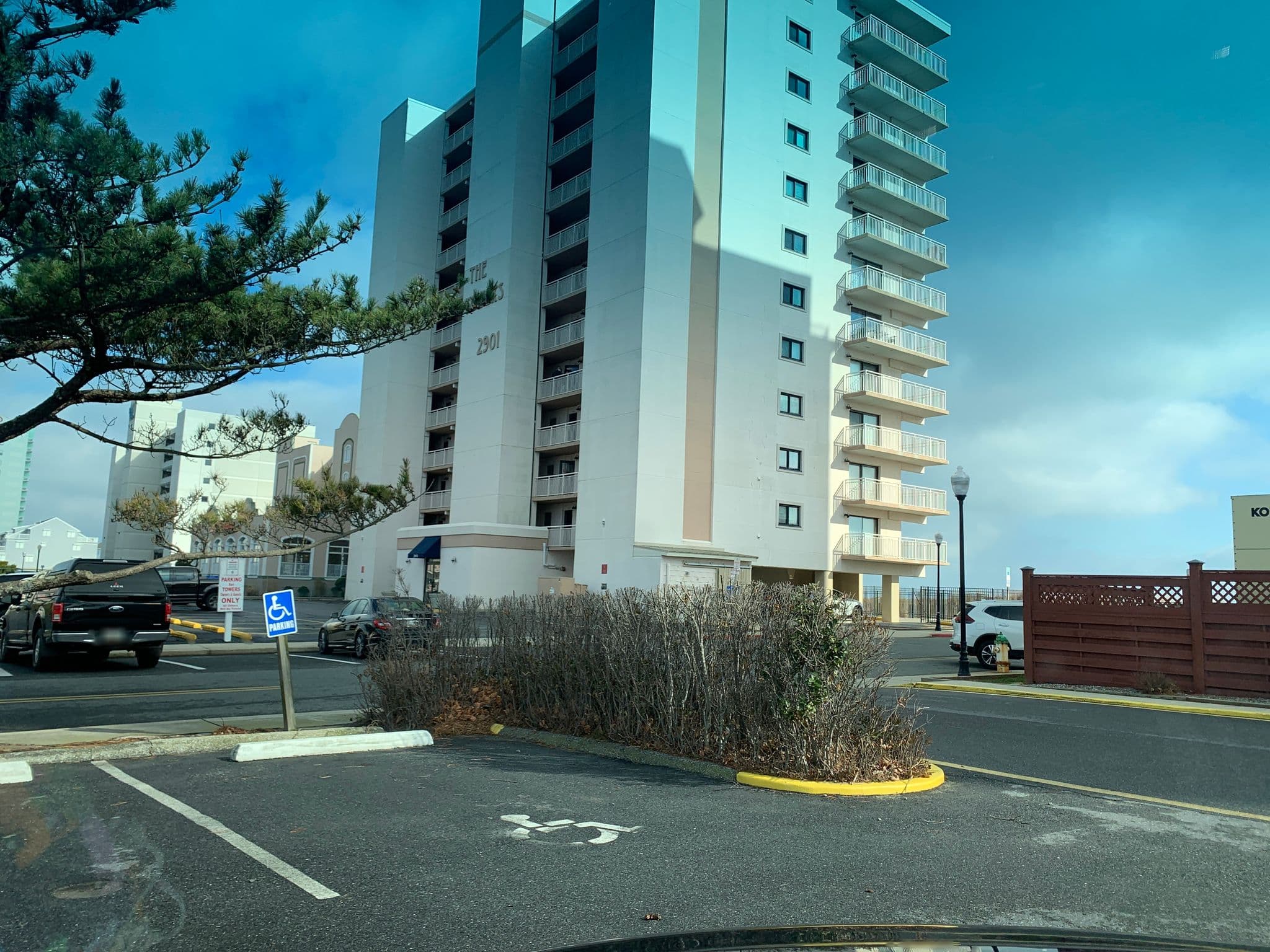 Street view near Dunes Manor Hotel, West Ocean City — © mdroads (CC BY-SA · Mapillary)