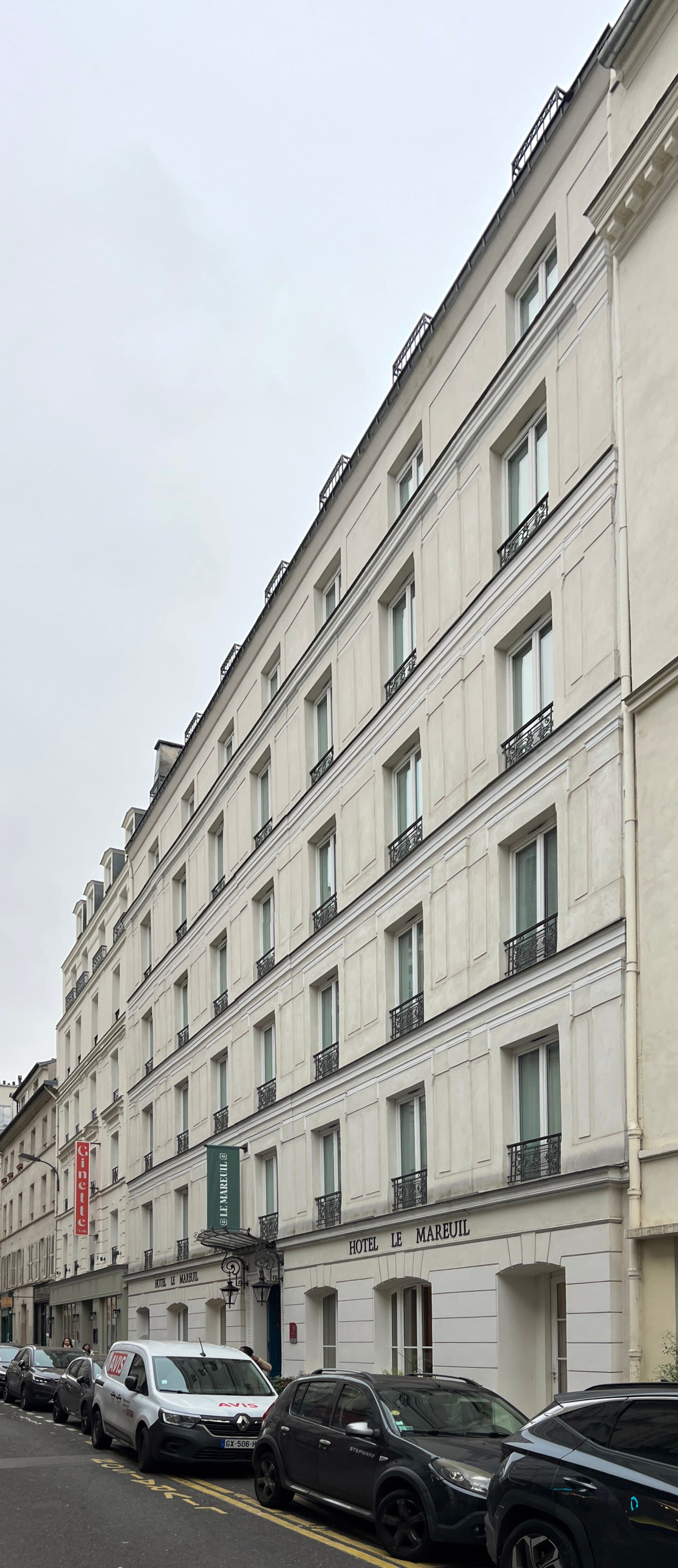 Hôtel Le Mareuil (via Wikimedia Commons, CC BY-SA 4.0)