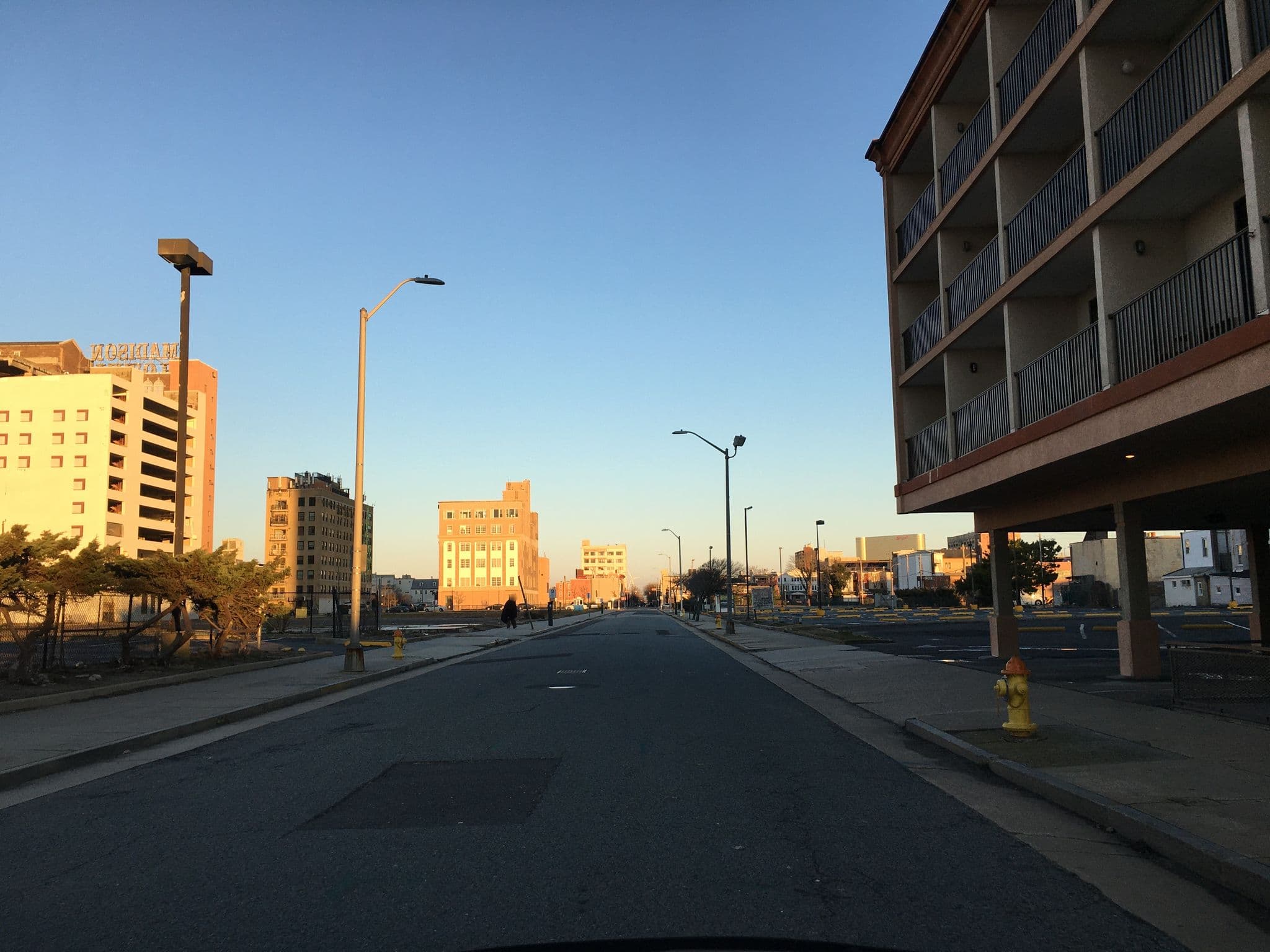 Street view near Days Inn, Atlantic City — © racerx (CC BY-SA · Mapillary)