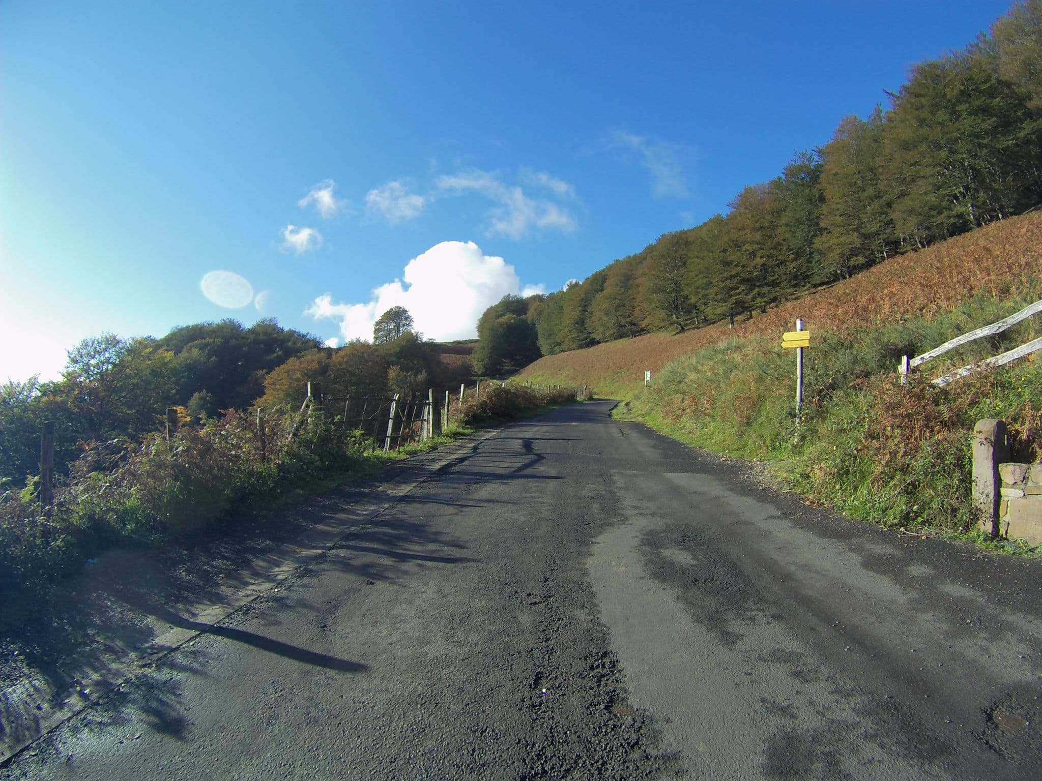 Street view near Refuge Orisson, Saint-Jean-Pied-de-Port — © camperxr (CC BY-SA · Mapillary)