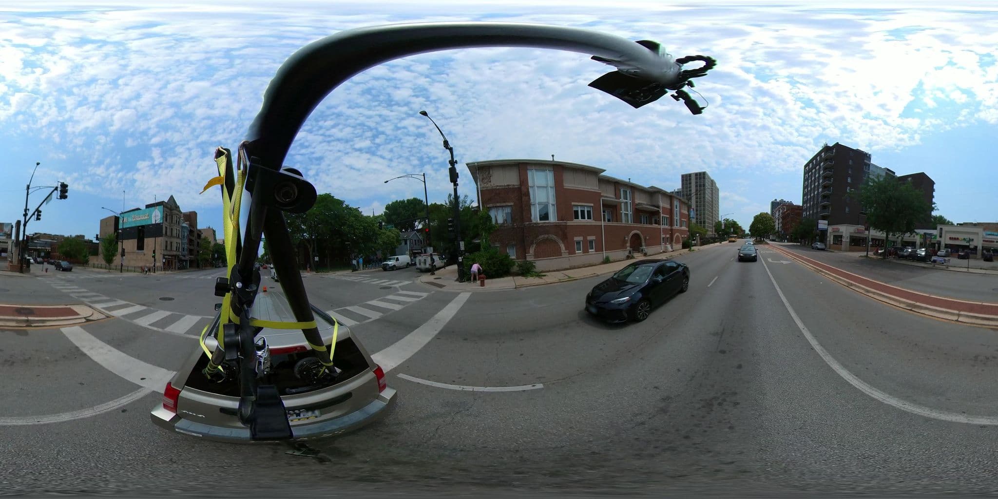 Street view near The W Hotel, Near North Side — © hmhtb (CC BY-SA · Mapillary)