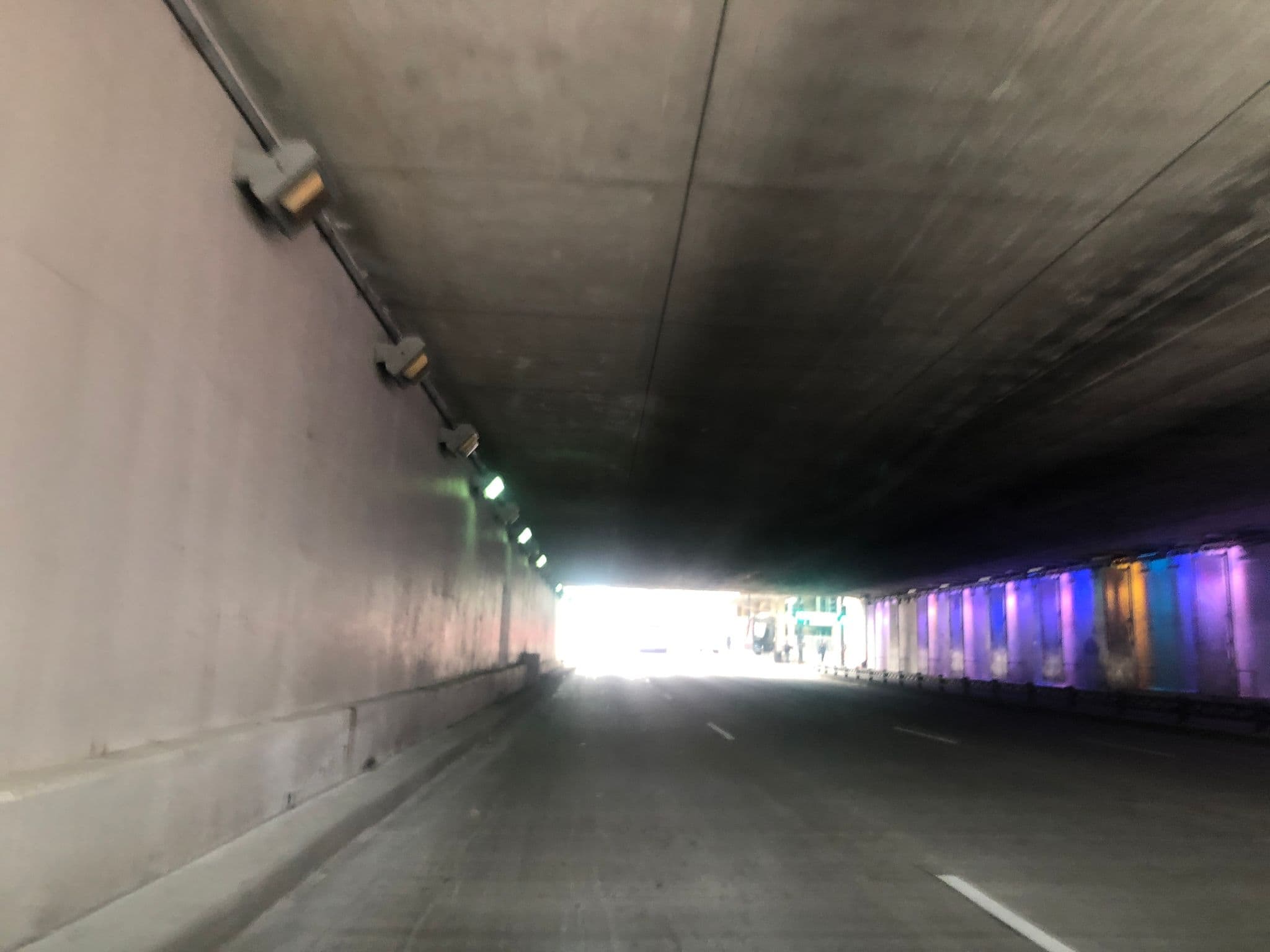 Street view near The Buckingham Club, Chicago Loop — © glendachagas (CC BY-SA · Mapillary)