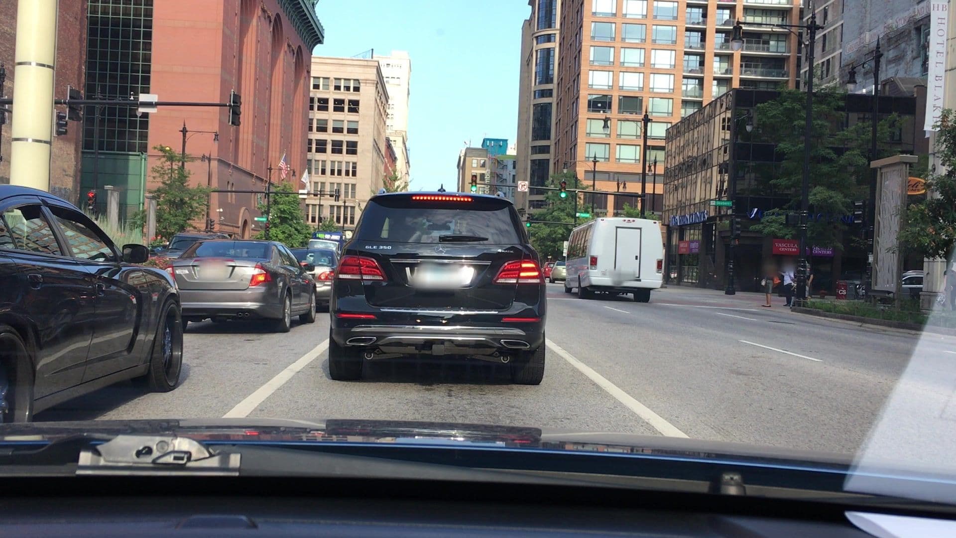 Street view near Hotel Blake, Chicago Loop — © lvl5 (CC BY-SA · Mapillary)