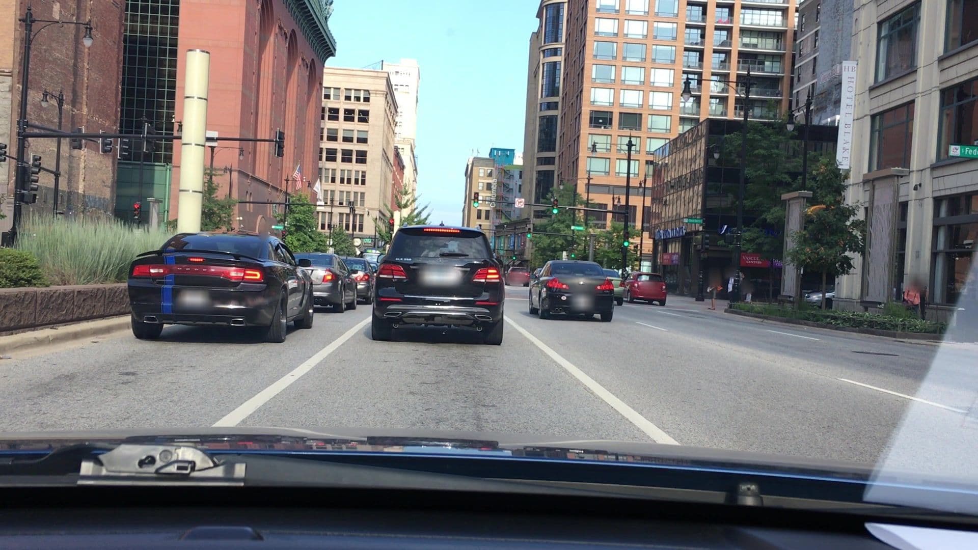 Street view near Men Only Hotel, Chicago Loop — © lvl5 (CC BY-SA · Mapillary)