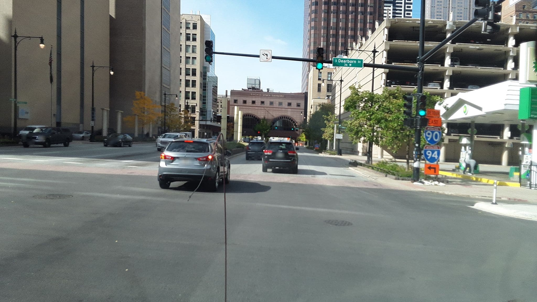 Street view near J To The B's, Chicago Loop — © jbthemilker (CC BY-SA · Mapillary)