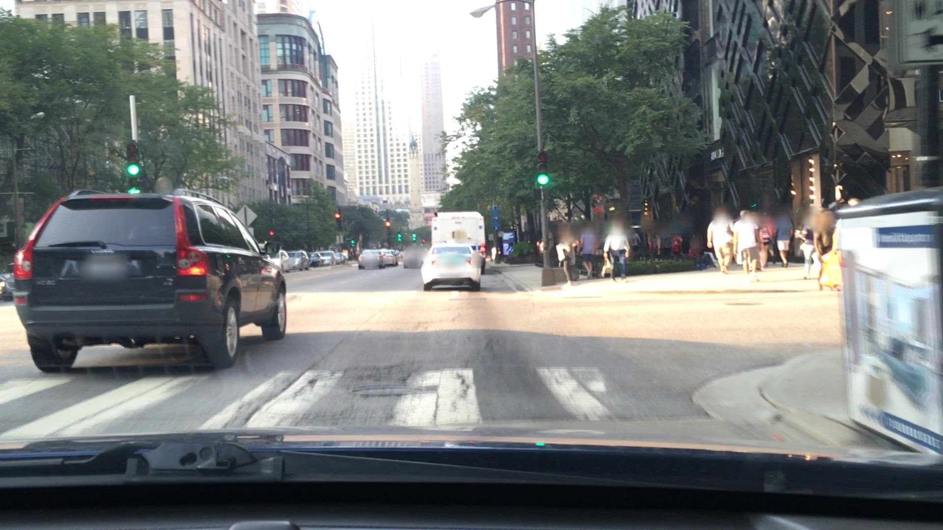 Street view near Presidential Suite Marriott Chicago, Near North Side — © lvl5 (CC BY-SA · Mapillary)