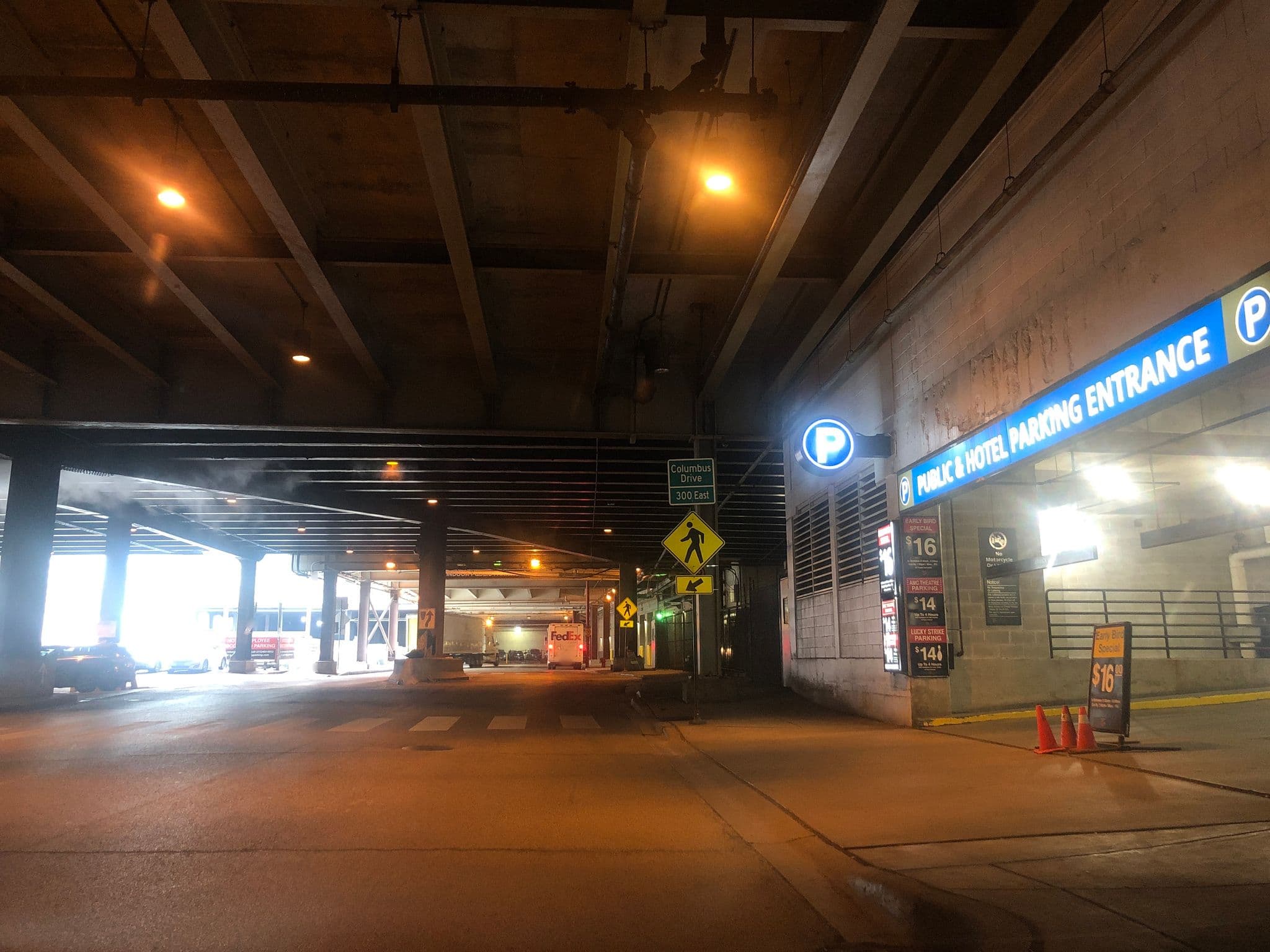 Street view near Mixing and Matching: Swapping Sponsorships and Touchpoints Across the Event Portfolio, Chicago Loop — © glendachagas (CC BY-SA · Mapillary)