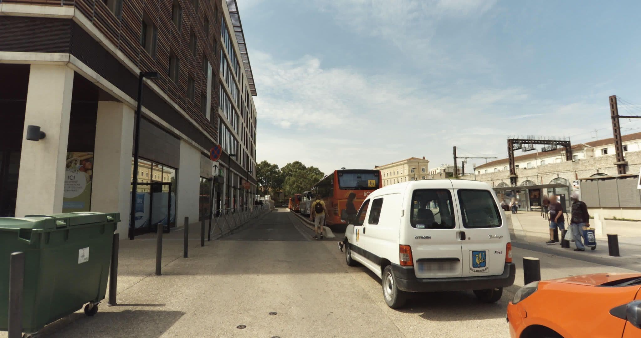 Street view near Ibis Styles, Nîmes — © sogefi (CC BY-SA · Mapillary)