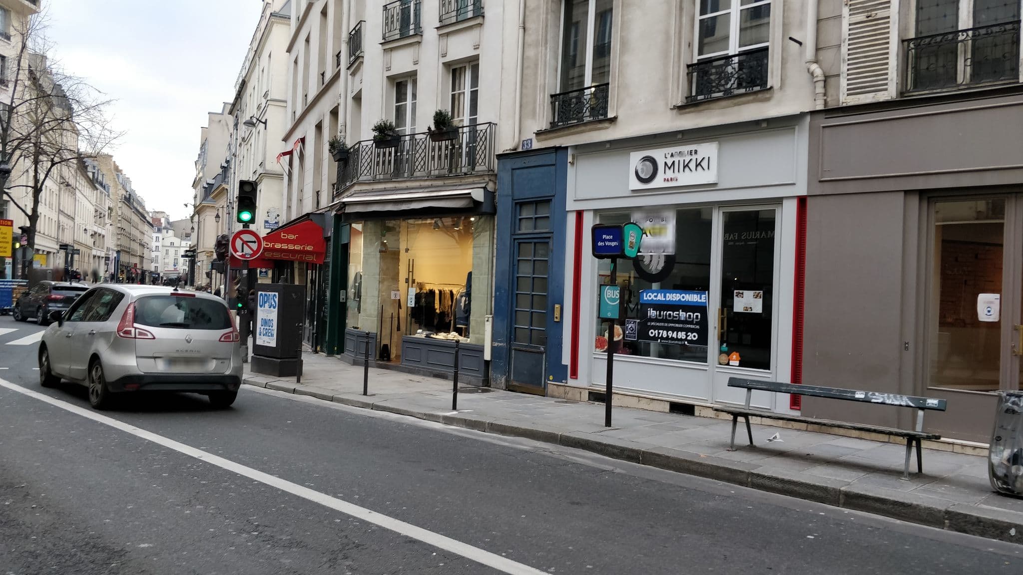 Street view near Les Tournelles, Paris 03 Temple — © overflorian (CC BY-SA · Mapillary)