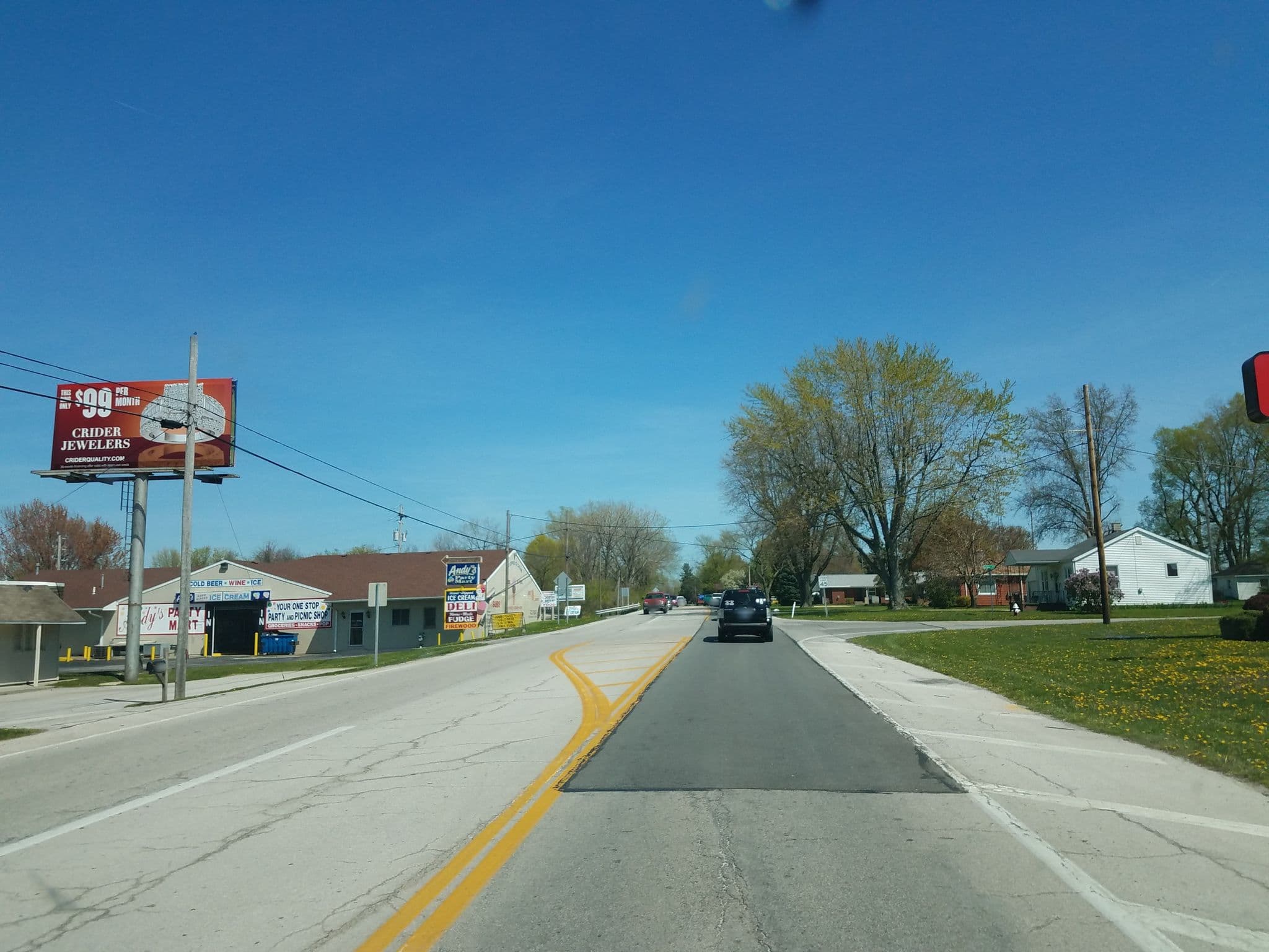 Street view near Our Guest Inn & Suites, Port Clinton — © jbthemilker (CC BY-SA · Mapillary)