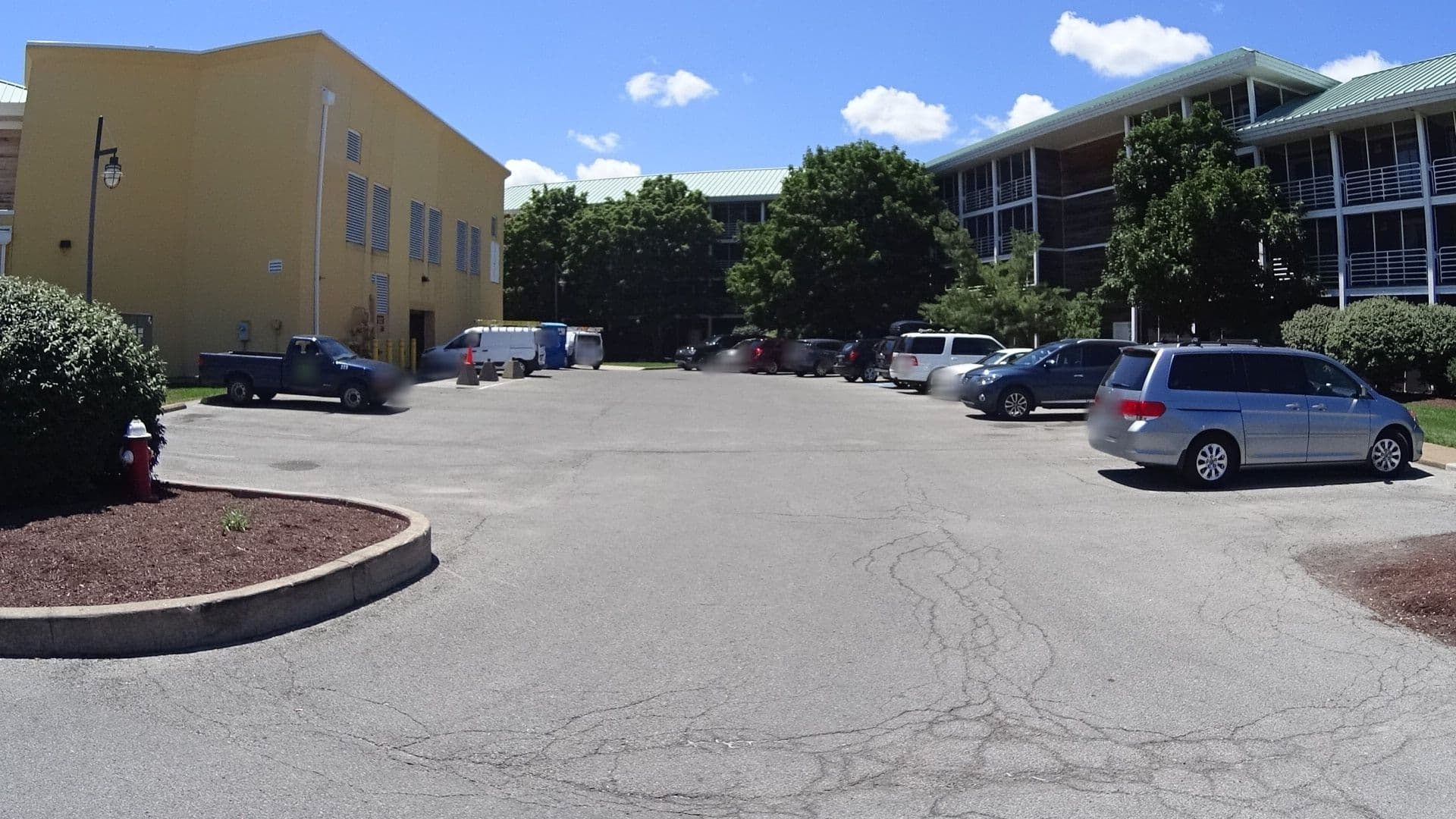 Street view near Castaway Bay Resort Room 460, Sandusky — © mwroblewski (CC BY-SA · Mapillary)
