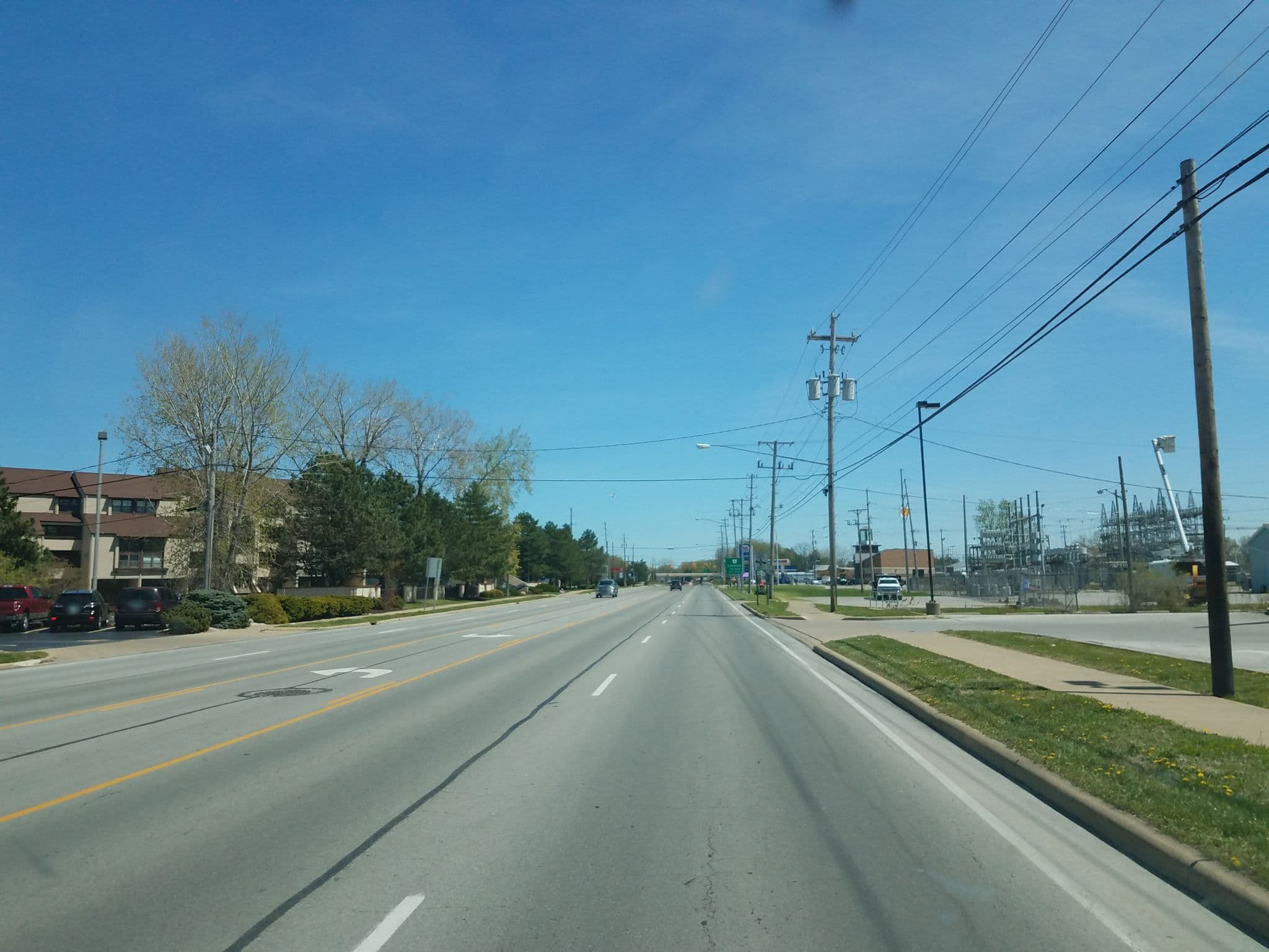 Street view near Area Hotel-Motel Information, Port Clinton — © jbthemilker (CC BY-SA · Mapillary)