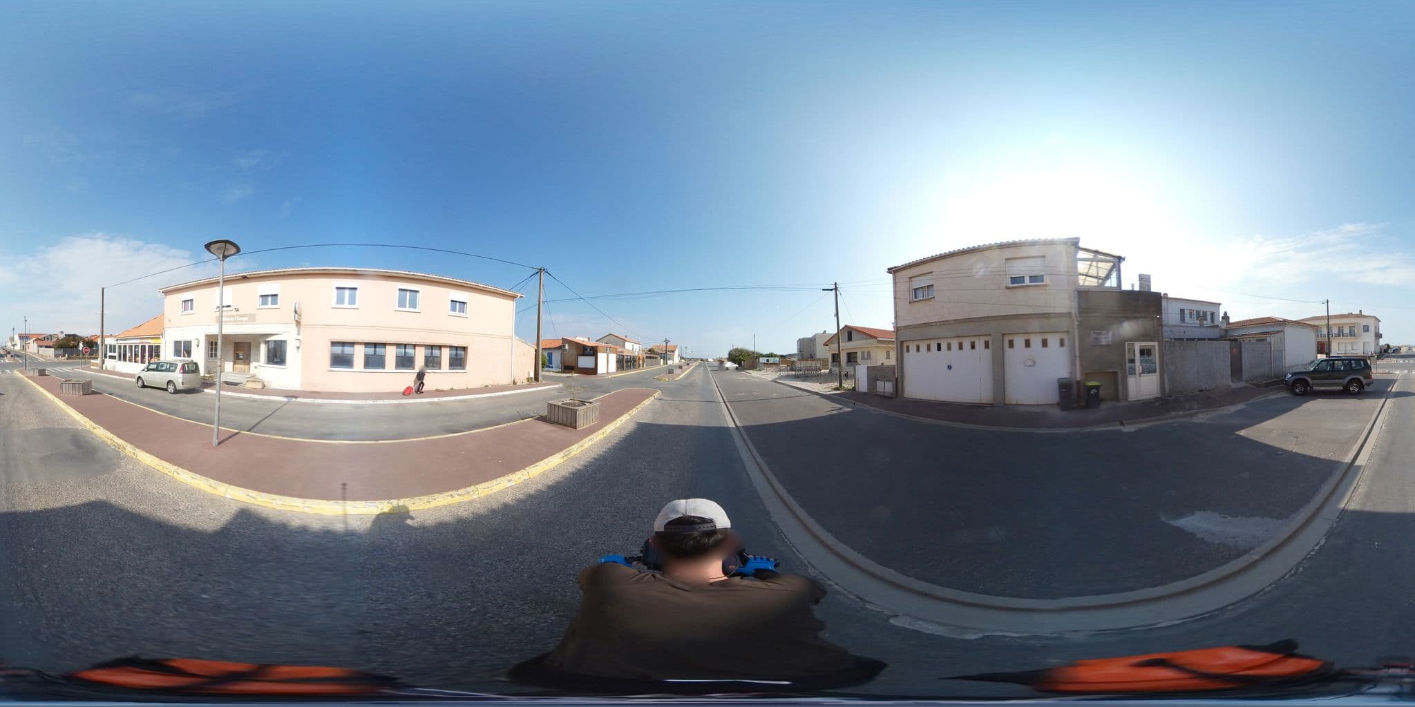 Street view near Hôtel de l'Europe (fermé), Vendays-Montalivet — © ev1velodyssee (CC BY-SA · Mapillary)