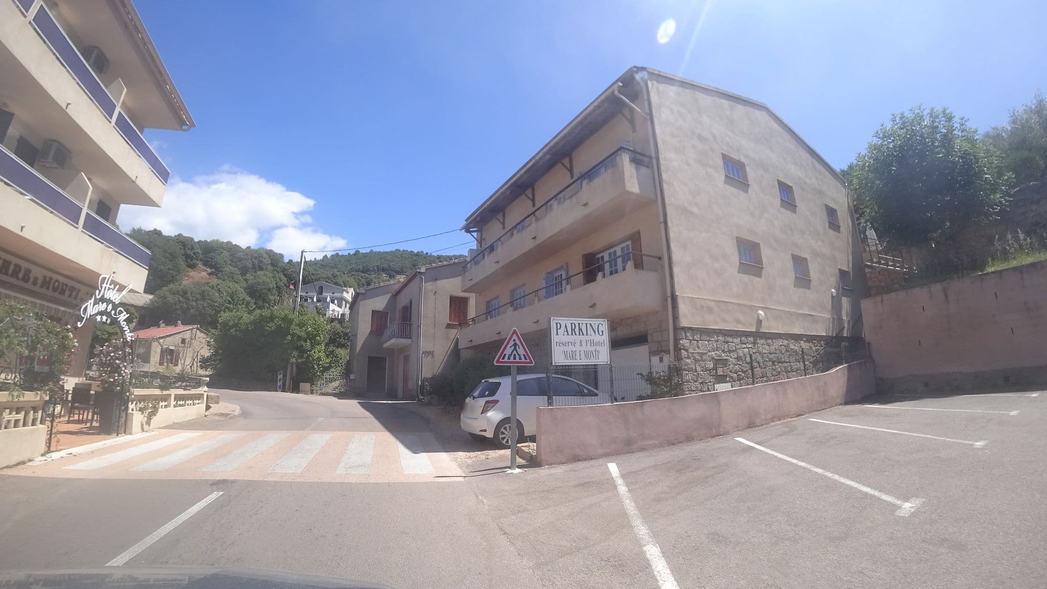 Street view near Hôtel Mare e Monti, Cargèse — © yod4z (CC BY-SA · Mapillary)