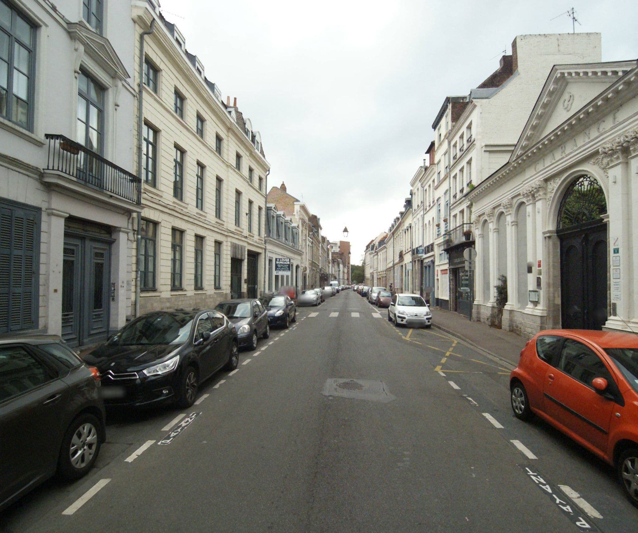 Street view near Le Clarance Hôtel, Lille — © melimmergis (CC BY-SA · Mapillary)