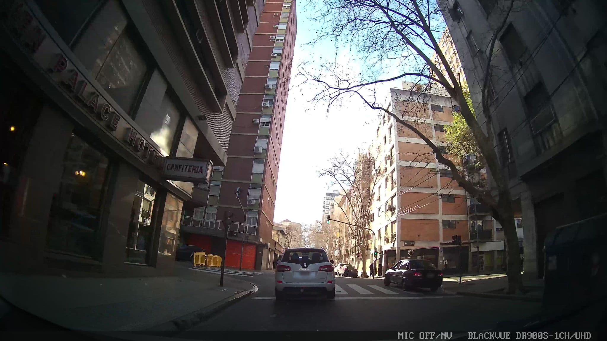 Street view near Eleven Palace Hotel, Balvanera
