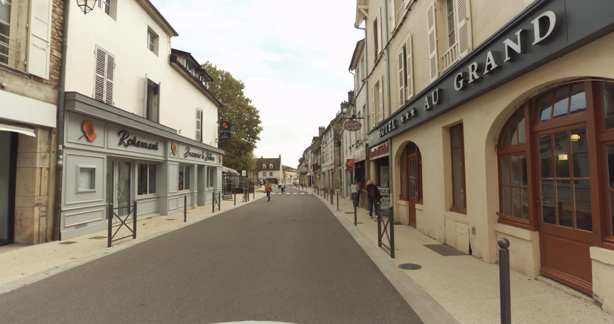 Street view near Hôtel au Grand Saint-Jean, Beaune — © sogefi (CC BY-SA · Mapillary)