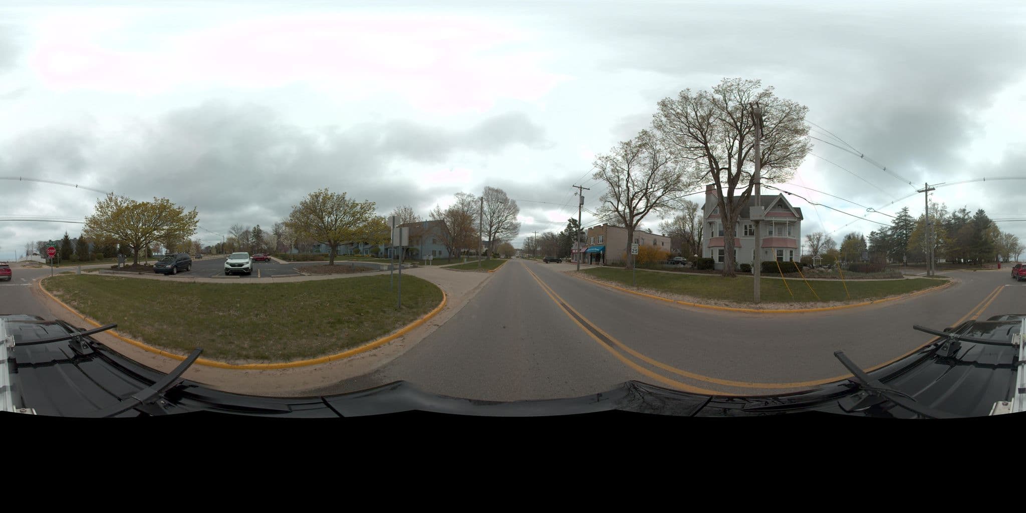 Street view near Yelton Manor, Paw Paw Lake — © rking (CC BY-SA · Mapillary)