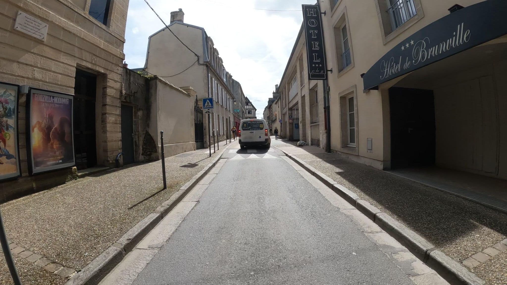 Street view near Hôtel de Brunville, Bayeux — © Nzau (CC BY-SA · Mapillary)