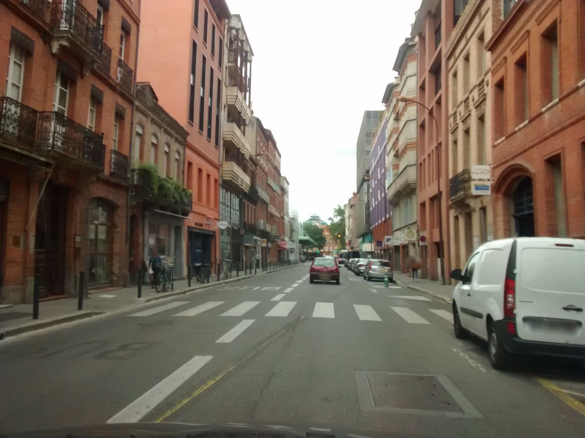 Street view near Best Western Hotel Innes, Toulouse — © egofer (CC BY-SA · Mapillary)