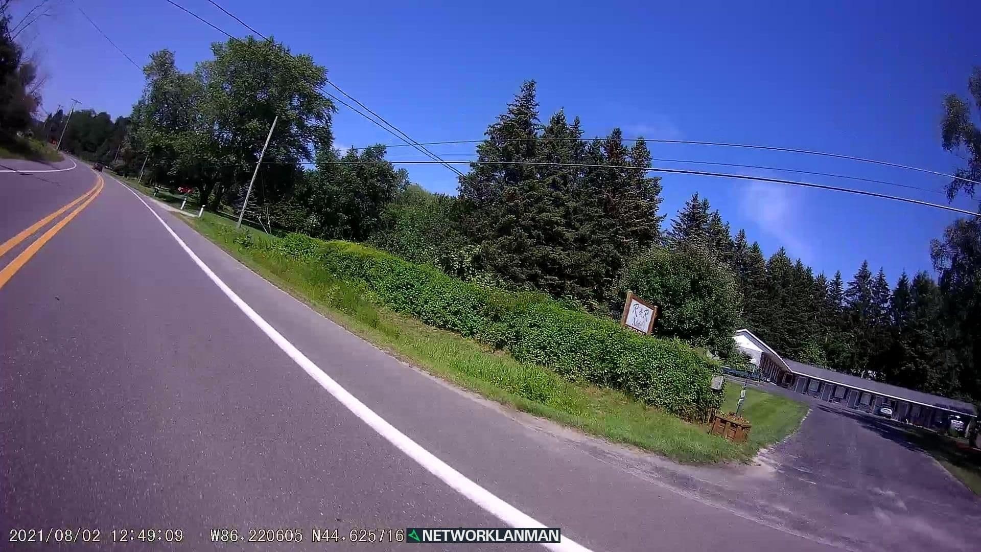 Street view near R & R Motel, Manistee — © networklanman (CC BY-SA · Mapillary)