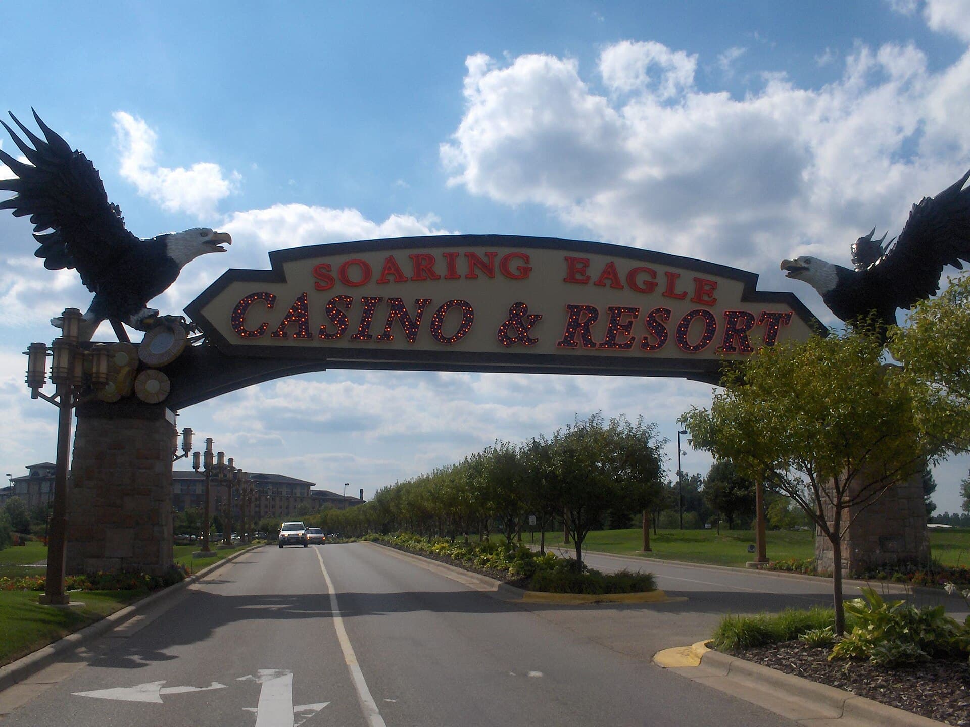 Soaring Eagle Casino & Resort (via Wikimedia Commons, Public domain)
