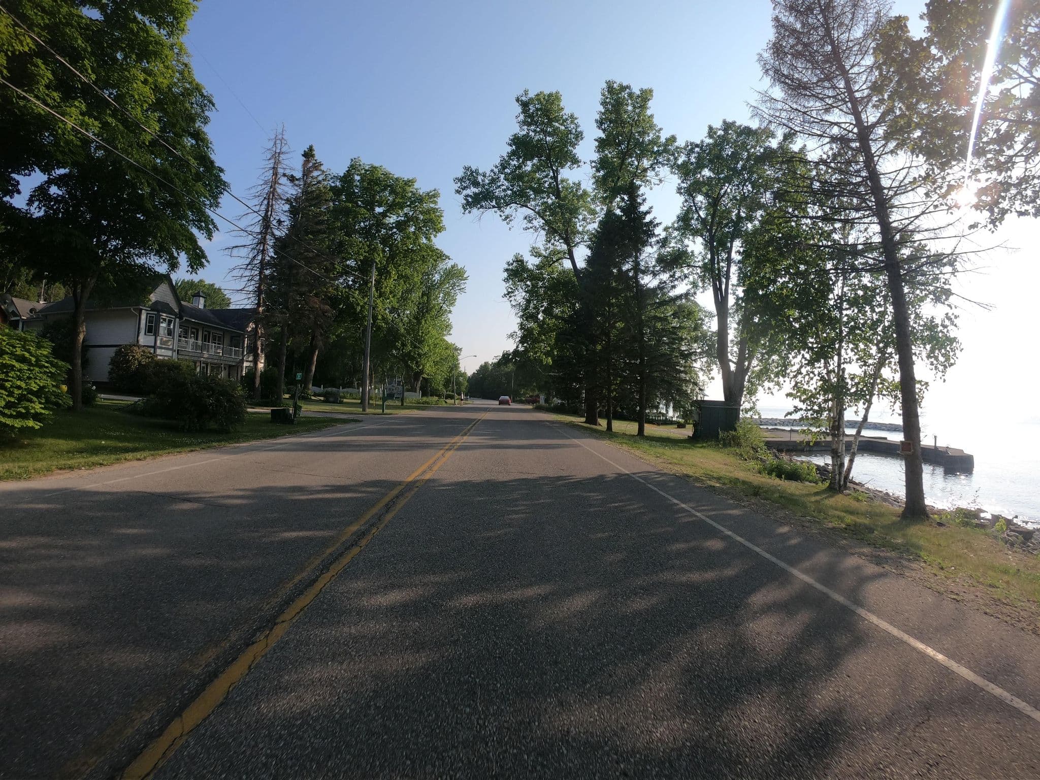 Street view near Little Harbor Inn, Sturgeon Bay — © theman (CC BY-SA · Mapillary)