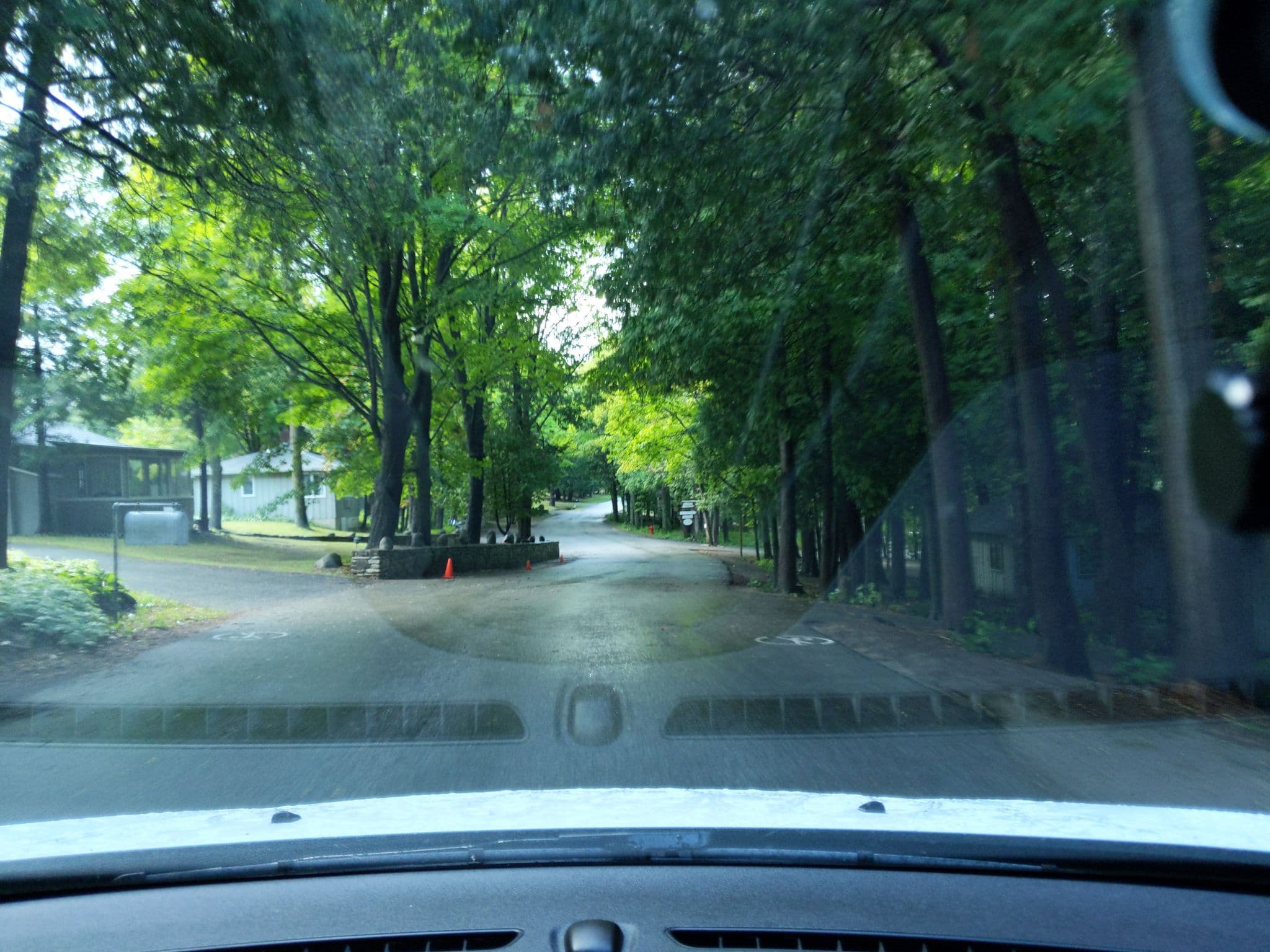 Street view near Little Sister Resort, Menominee — © iandees (CC BY-SA · Mapillary)