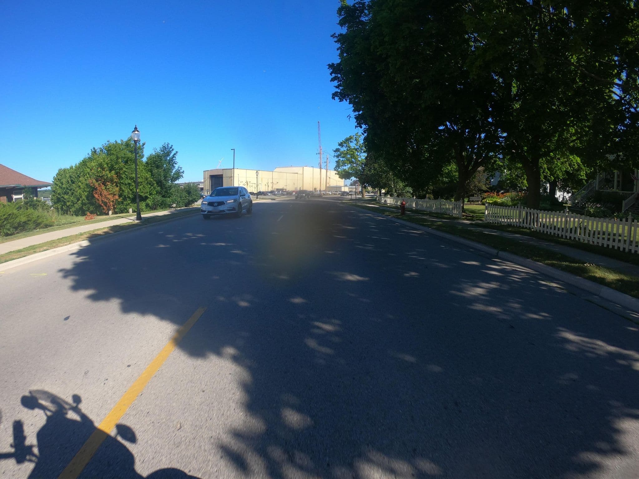 Street view near Colonial Gardens Bed & Breakfast, Sturgeon Bay — © theman (CC BY-SA · Mapillary)