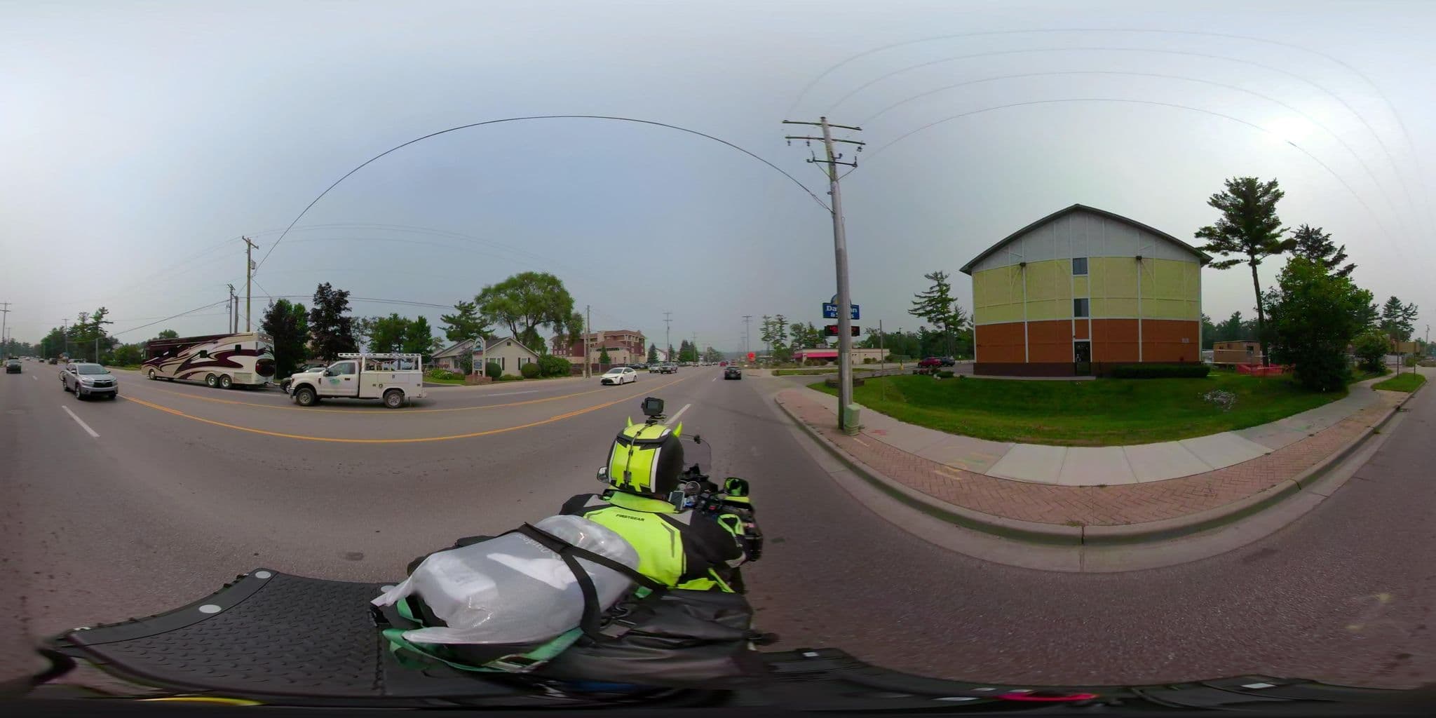Street view near Days Inn, Traverse City — © networklanman (CC BY-SA · Mapillary)
