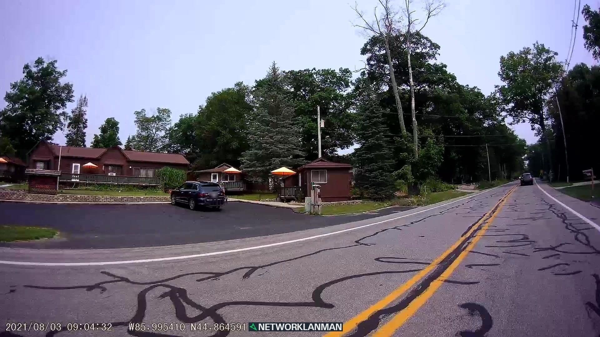 Street view near Hill Haven Resort, Greilickville — © networklanman (CC BY-SA · Mapillary)