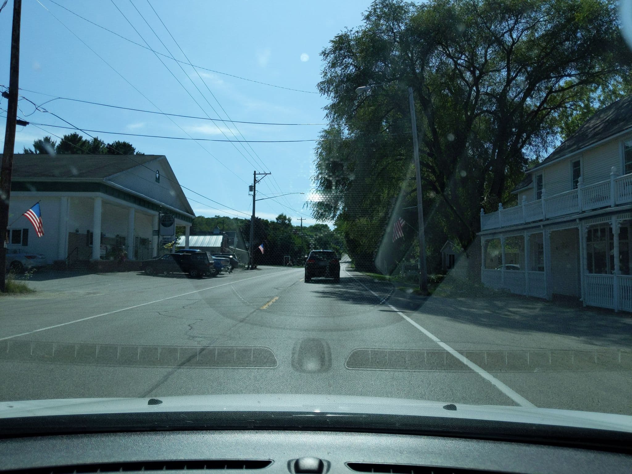 Street view near Hotel Disgarden, Menominee — © iandees (CC BY-SA · Mapillary)