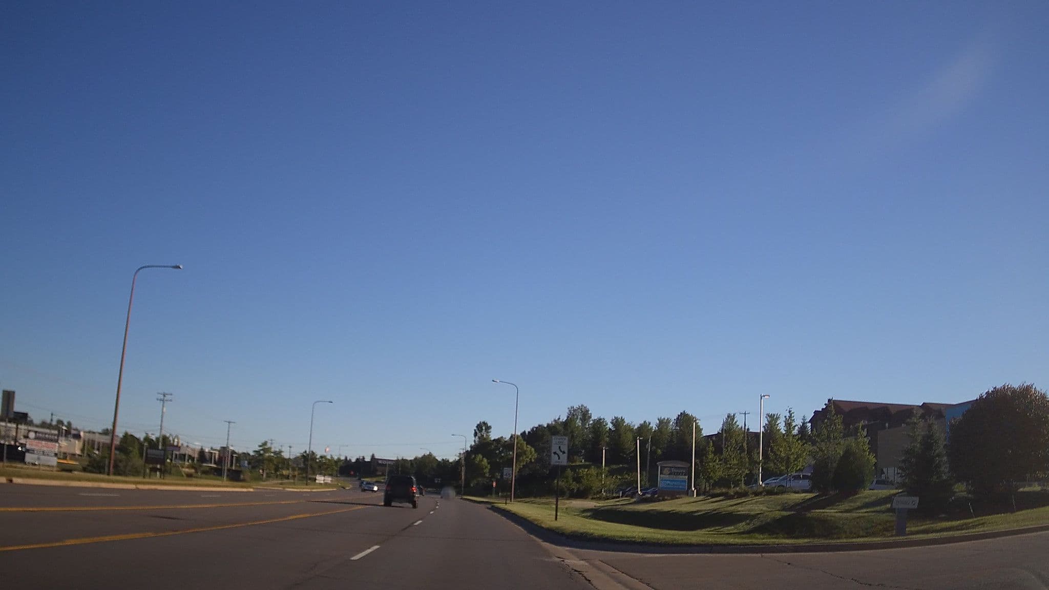 Street view near The Wolf Den, Traverse City — © markscalf (CC BY-SA · Mapillary)