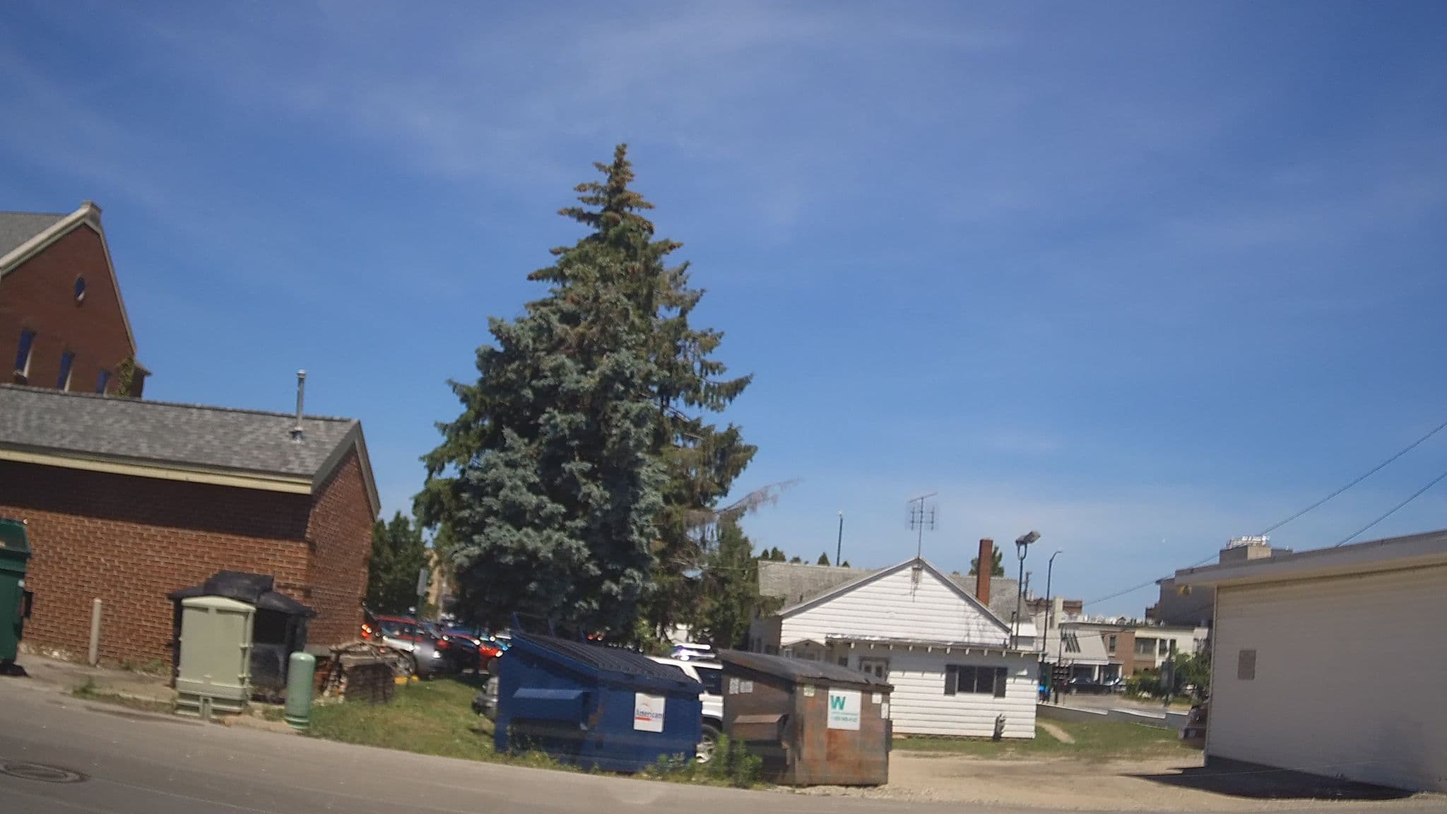 Street view near 222 E State St, Traverse City — © markscalf (CC BY-SA · Mapillary)