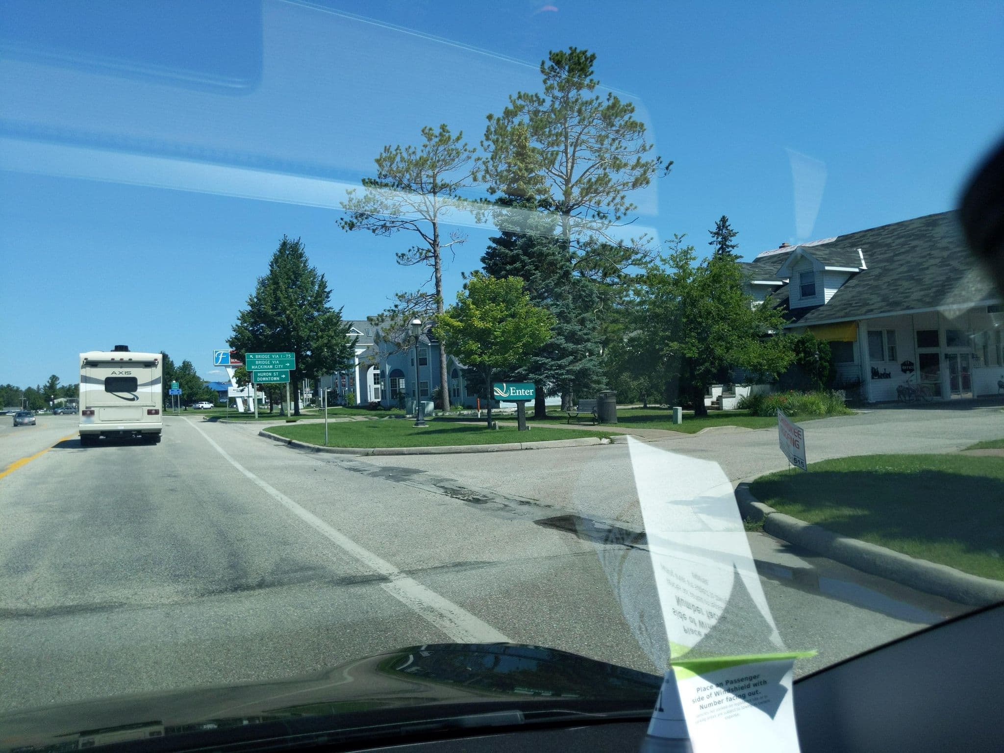 Street view near Quality Inn & Suites Beachfront Mackinaw City, Saint Ignace — © treestryder (CC BY-SA · Mapillary)
