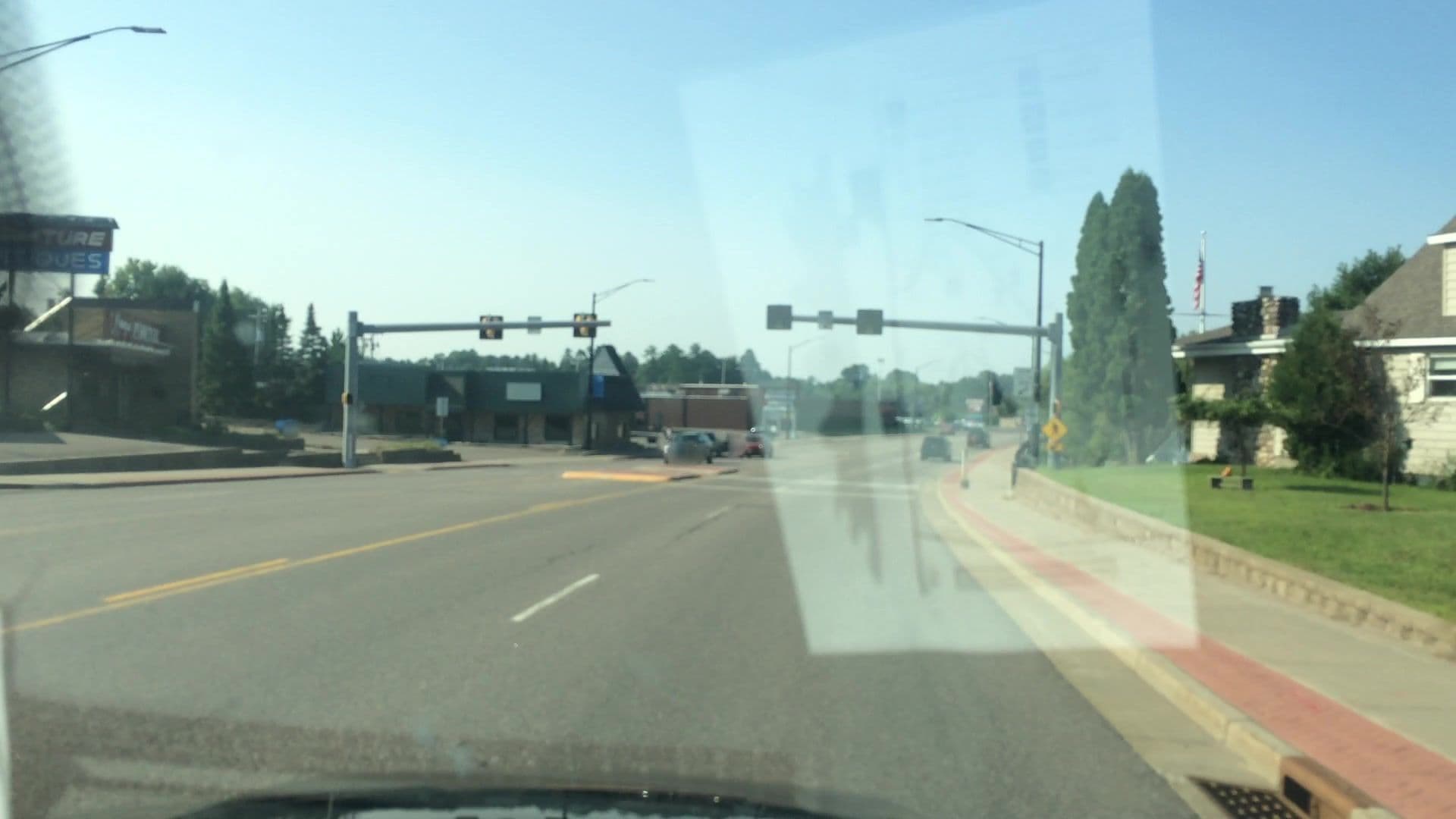 Street view near Bayview Inn, Lac du Flambeau — © lvl5 (CC BY-SA · Mapillary)