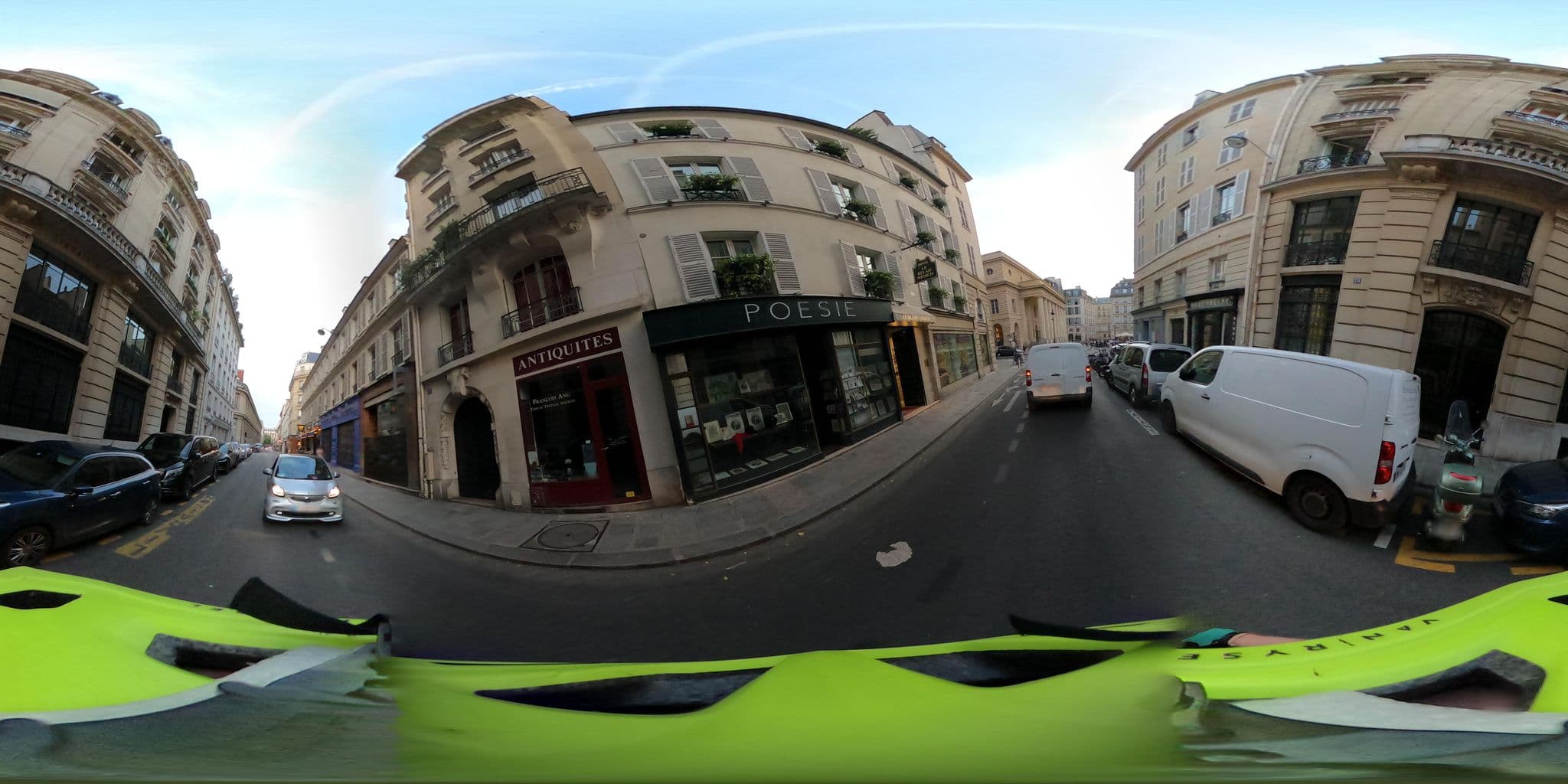 Street view near Le Relais Médicis, Paris 06 Luxembourg — © Stefdegreef (CC BY-SA · Mapillary)