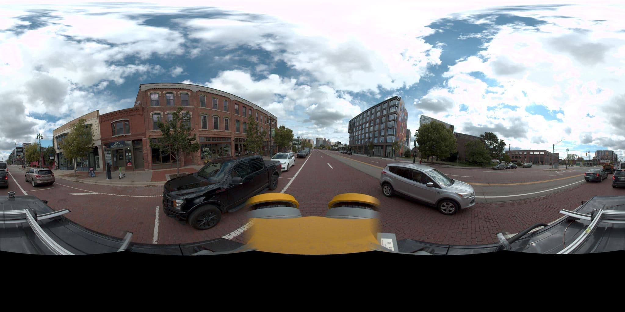 Street view near The Godfrey Hotel, Detroit — © codgis (CC BY-SA · Mapillary)