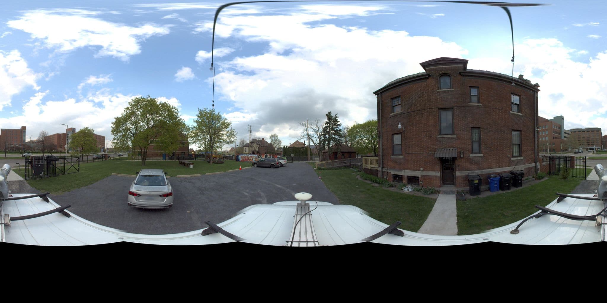 Street view near Chabad House of Greater Detroit, Detroit — © codgis (CC BY-SA · Mapillary)