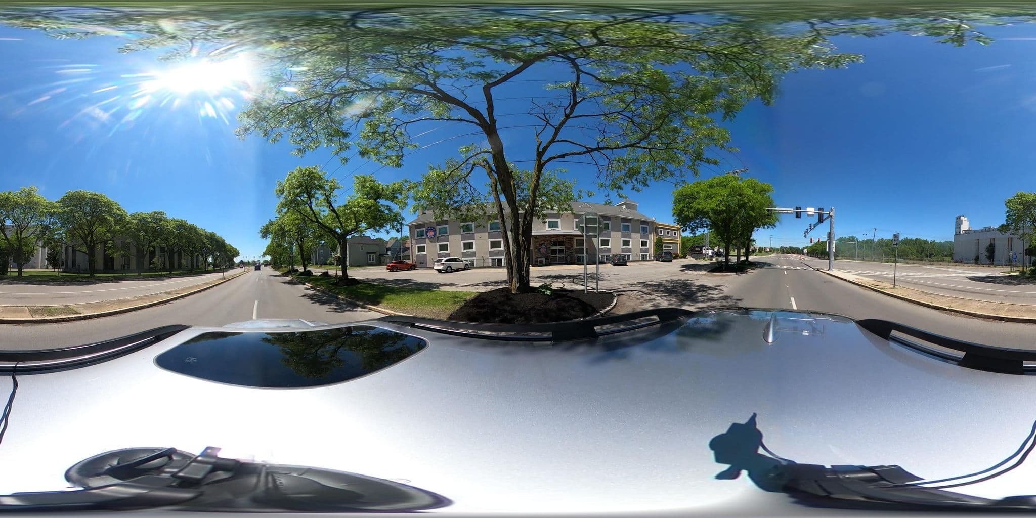 Street view near The Terrapin Inn, Niagara Falls — © mapillary01730 (CC BY-SA · Mapillary)