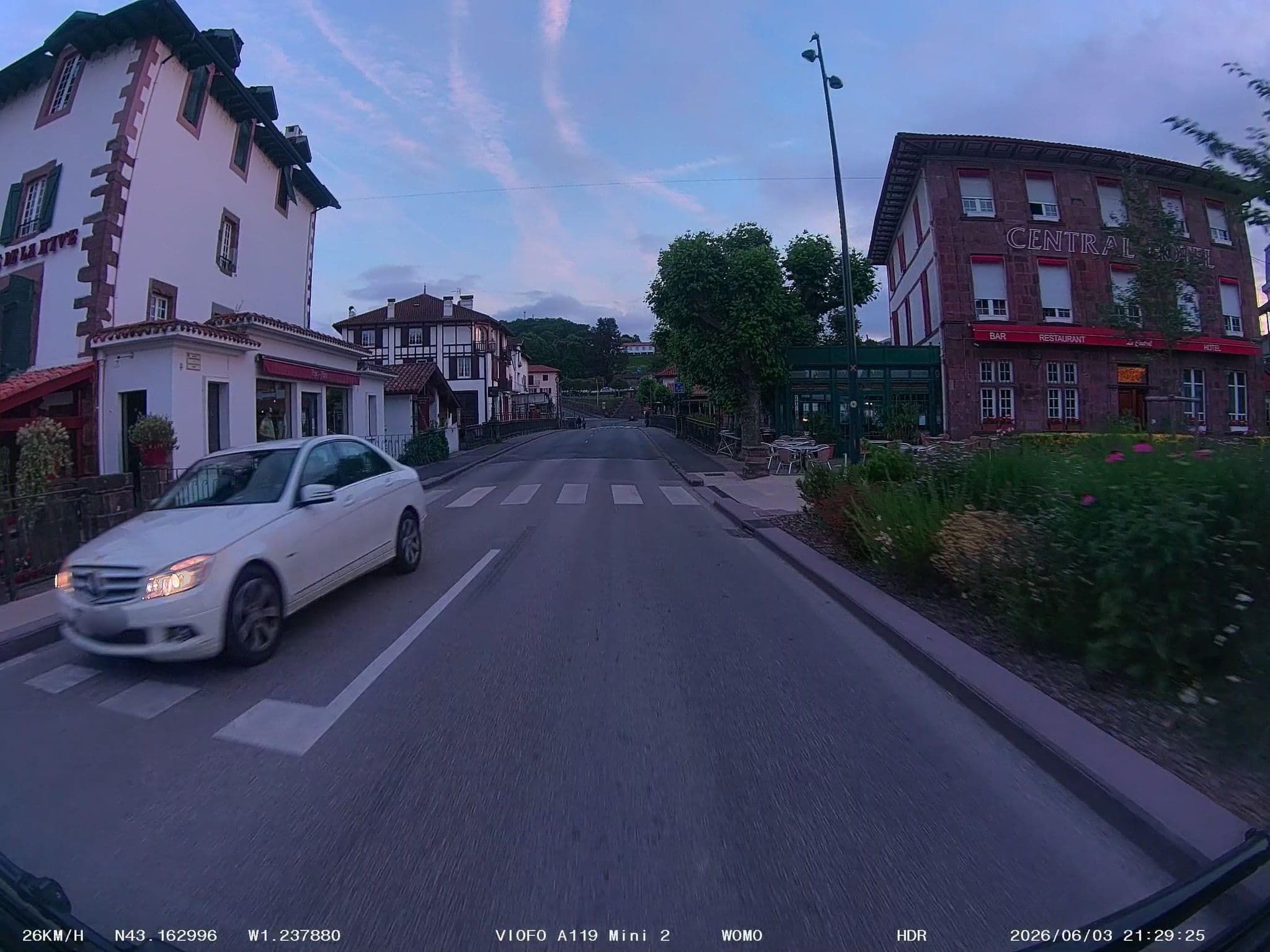Street view near Central Hotel, Saint-Jean-Pied-de-Port — © soulcover (CC BY-SA · Mapillary)