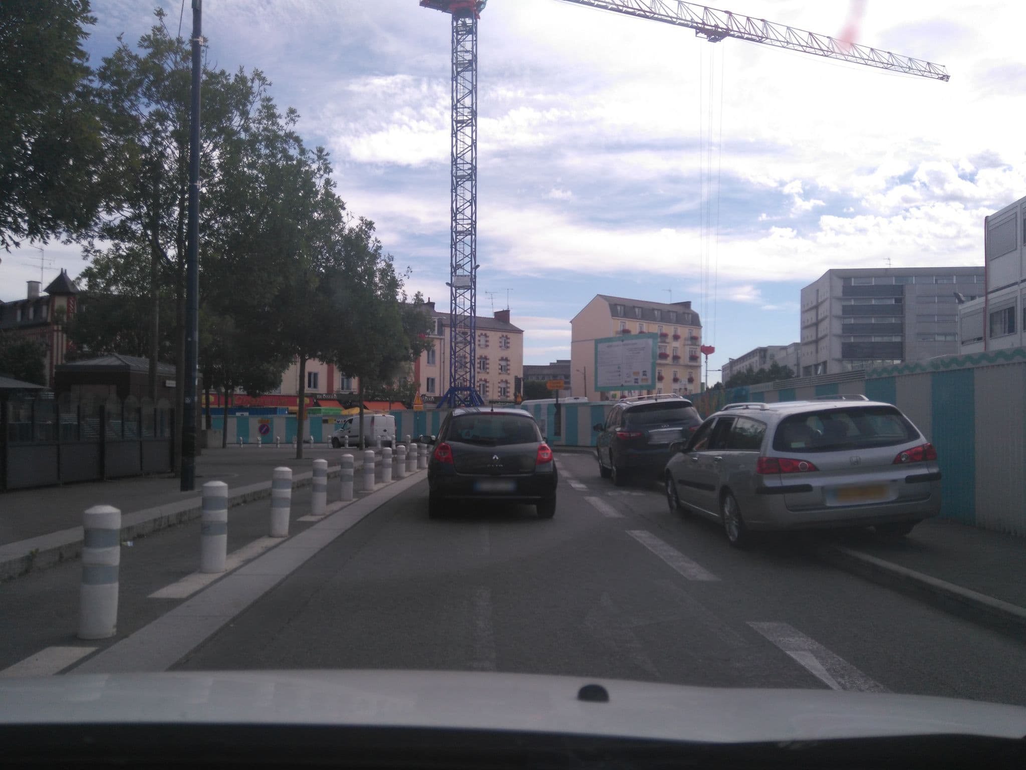 Street view near Le Paris-Brest Hôtel, Rennes — © mamgot (CC BY-SA · Mapillary)