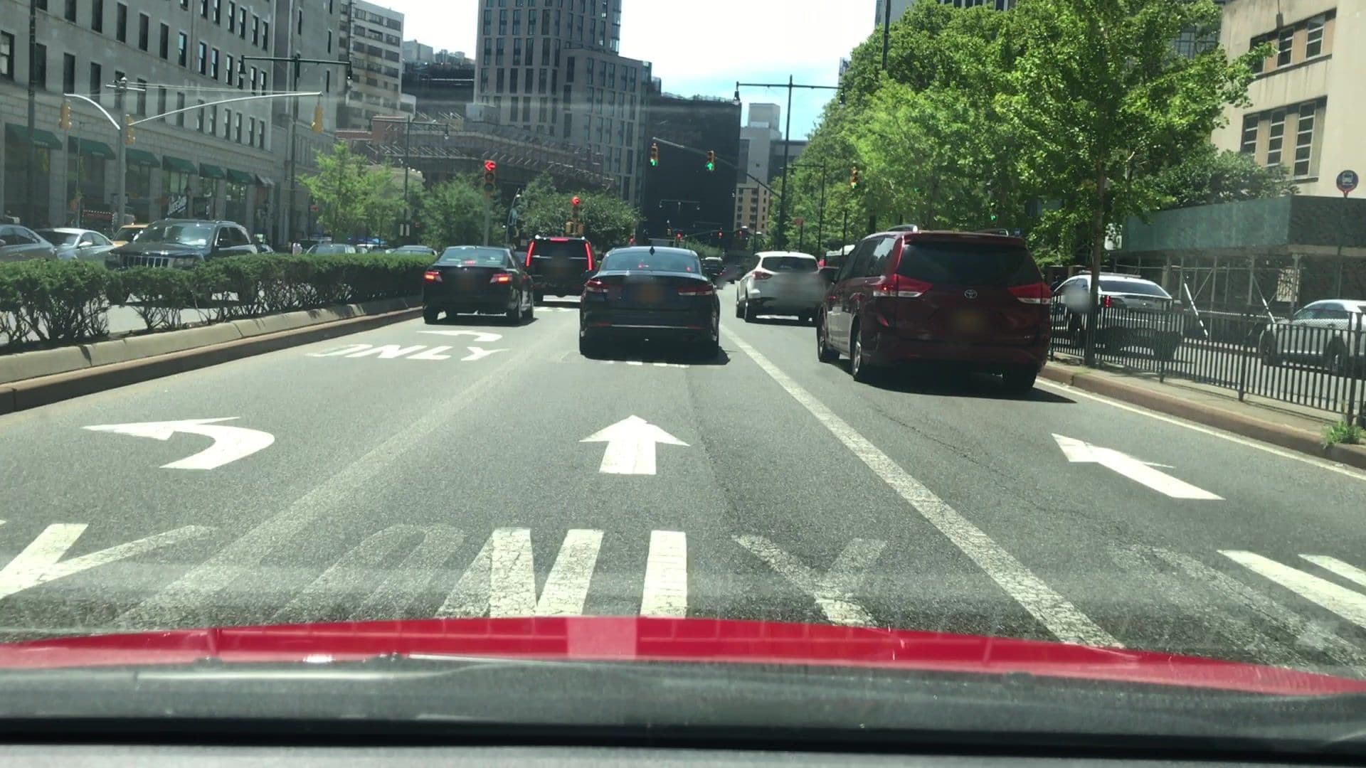 Street view near Marriott Pool, Downtown Brooklyn — © lvl5 (CC BY-SA · Mapillary)