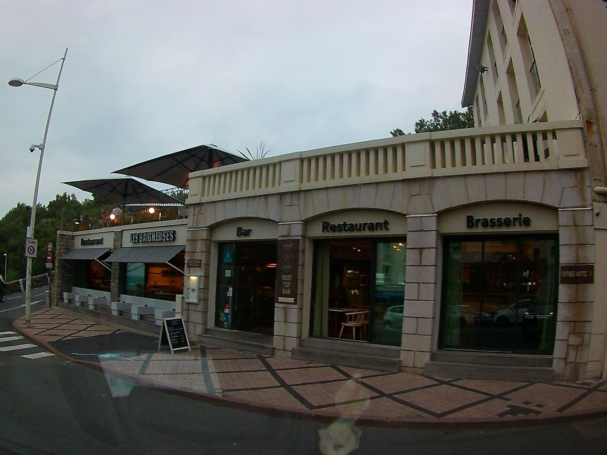 Street view near Les Baigneuses, Biarritz — © elgolfo (CC BY-SA · Mapillary)