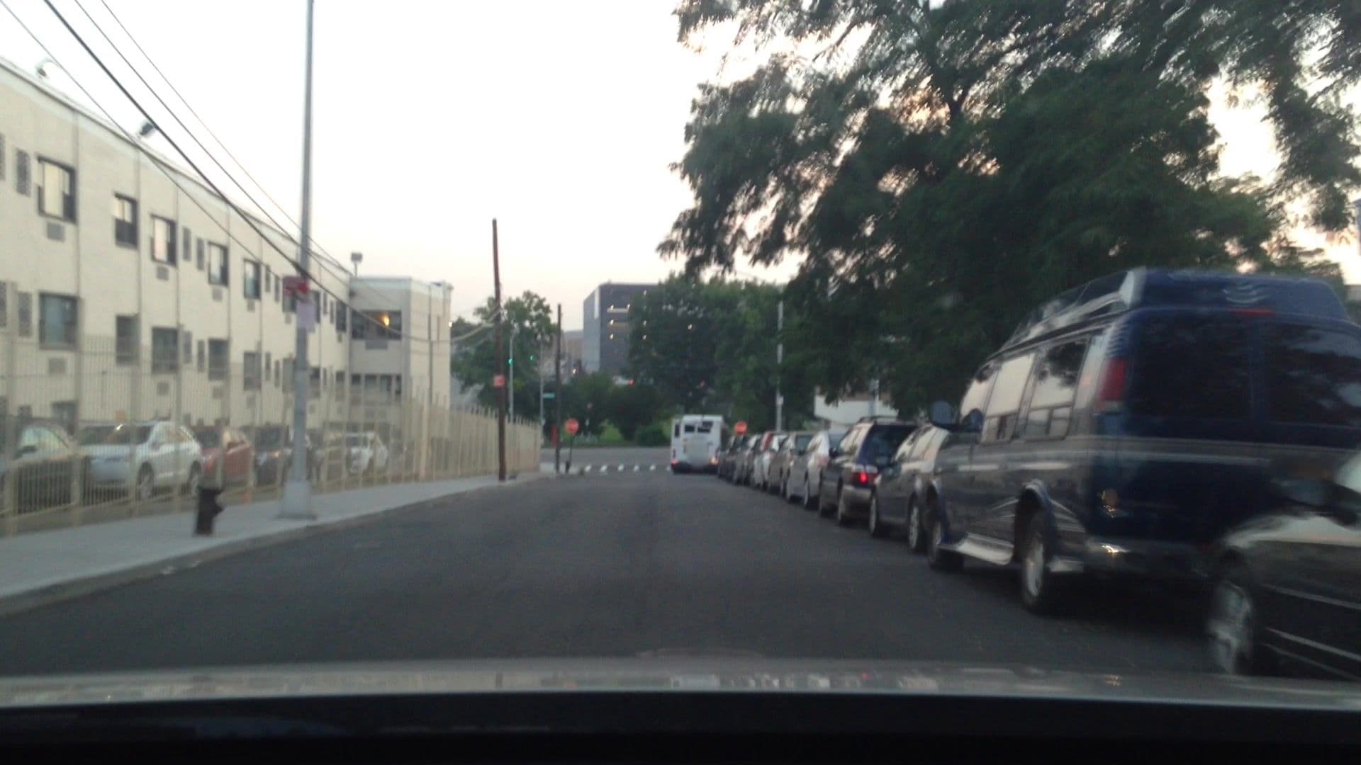Street view near Clarion Airport Parking, East Elmhurst — © lvl5 (CC BY-SA · Mapillary)